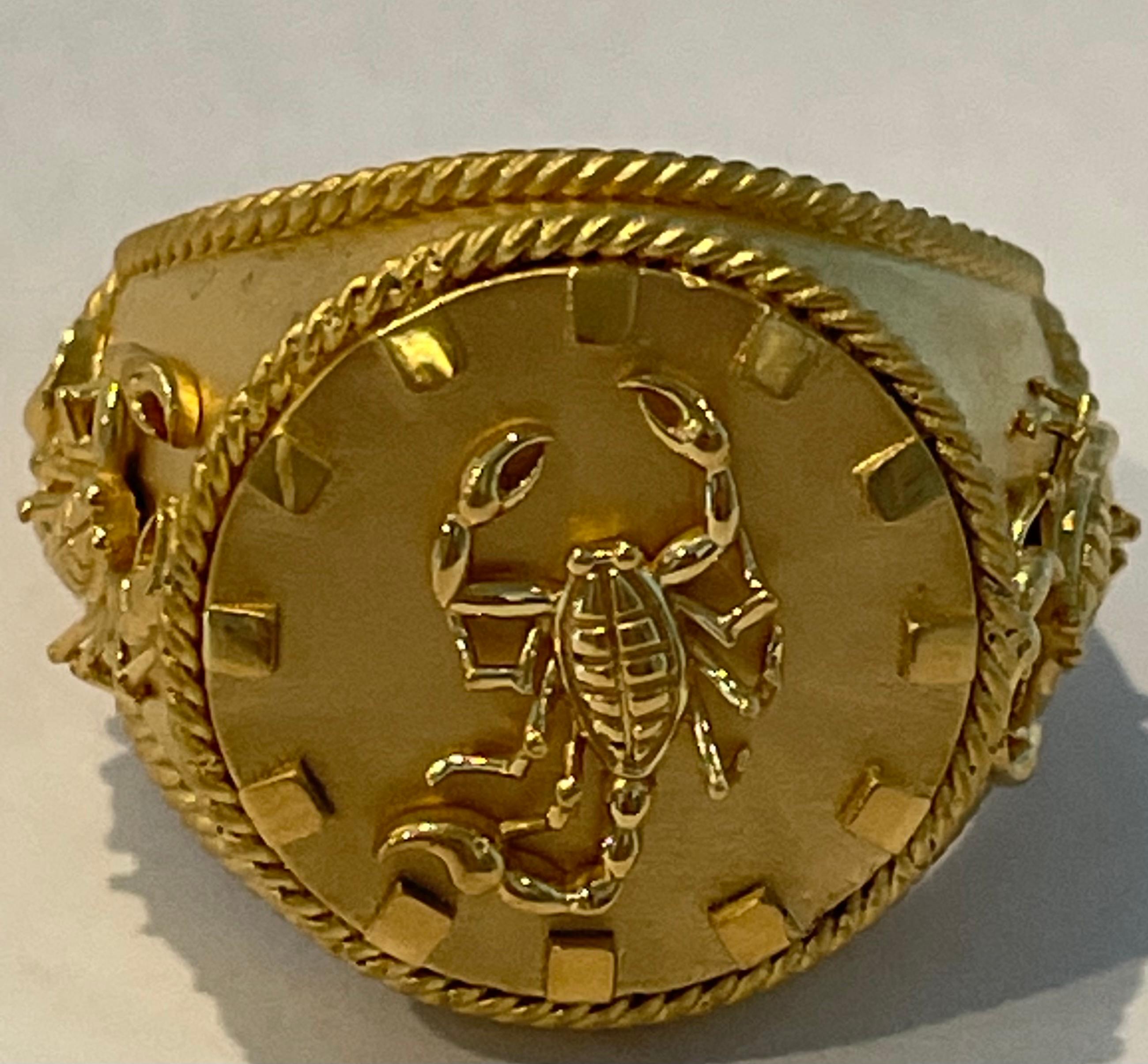Zodiac Scorpion Ring in 18k Gold by Tagili In New Condition For Sale In New York, NY