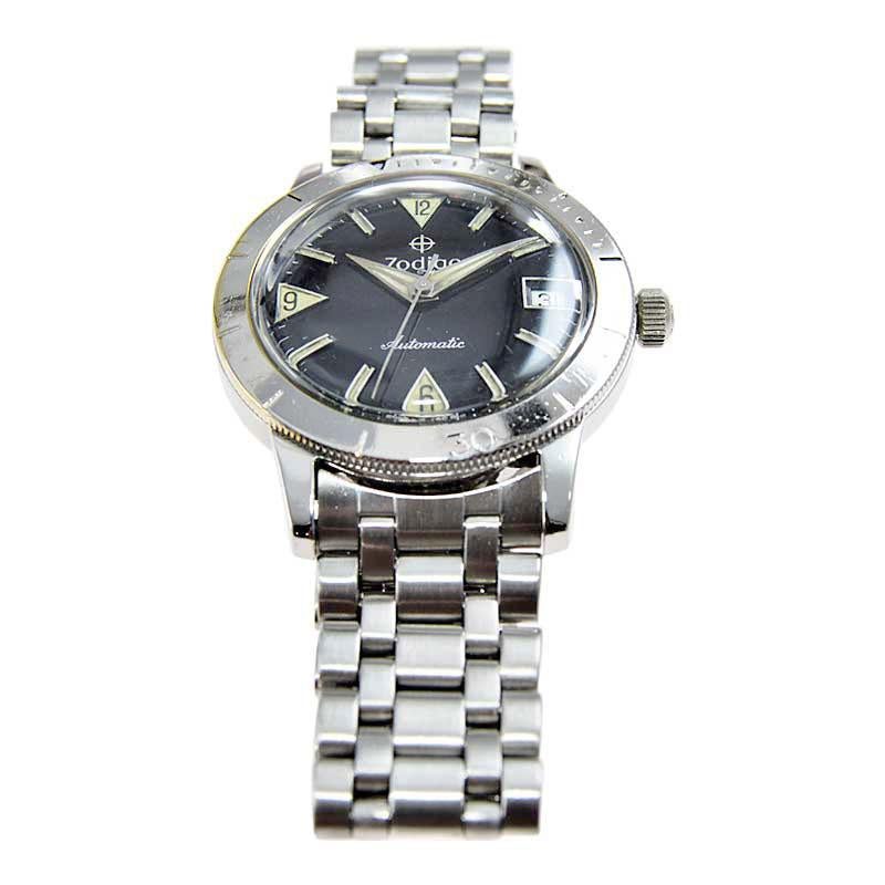 Zodiac Sea Wolf Stainless Steel Automatic Diver Wrist Watch, circa 1960s In Excellent Condition For Sale In Long Beach, CA