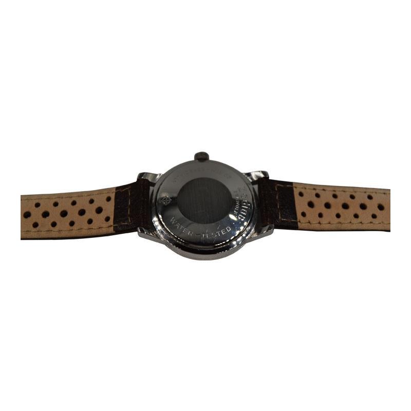 Zodiac Sea Wolf Stainless Steel Automatic Diver Wrist Watch, circa 1960s In Excellent Condition In Long Beach, CA