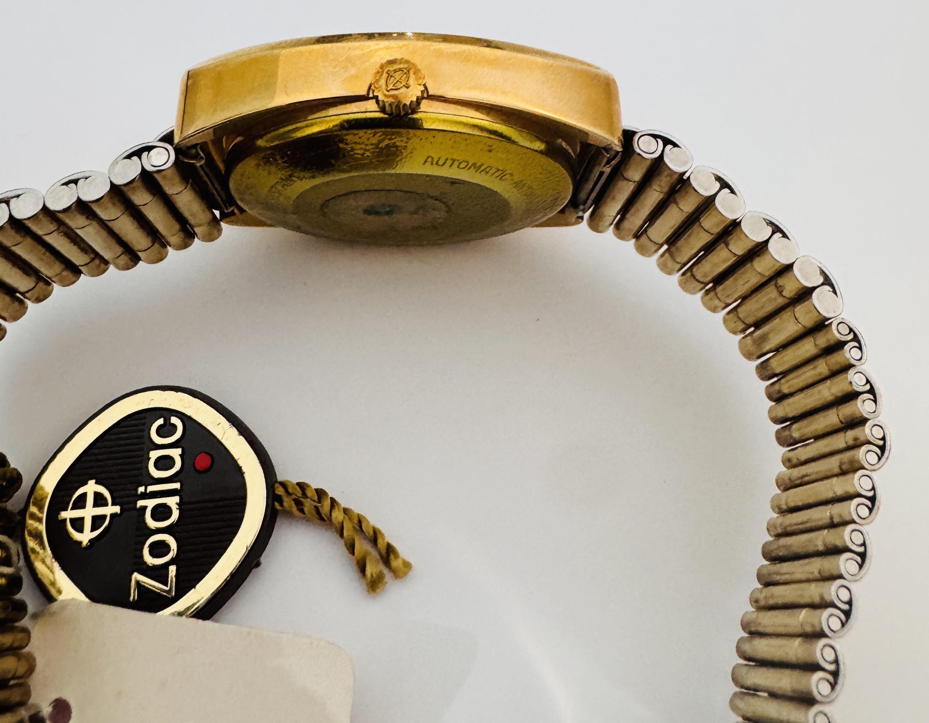 Zodiac SST 36000 REF.863 9713114 Raro quadrante rosso sangue di bue automatico uomo in vendita 11