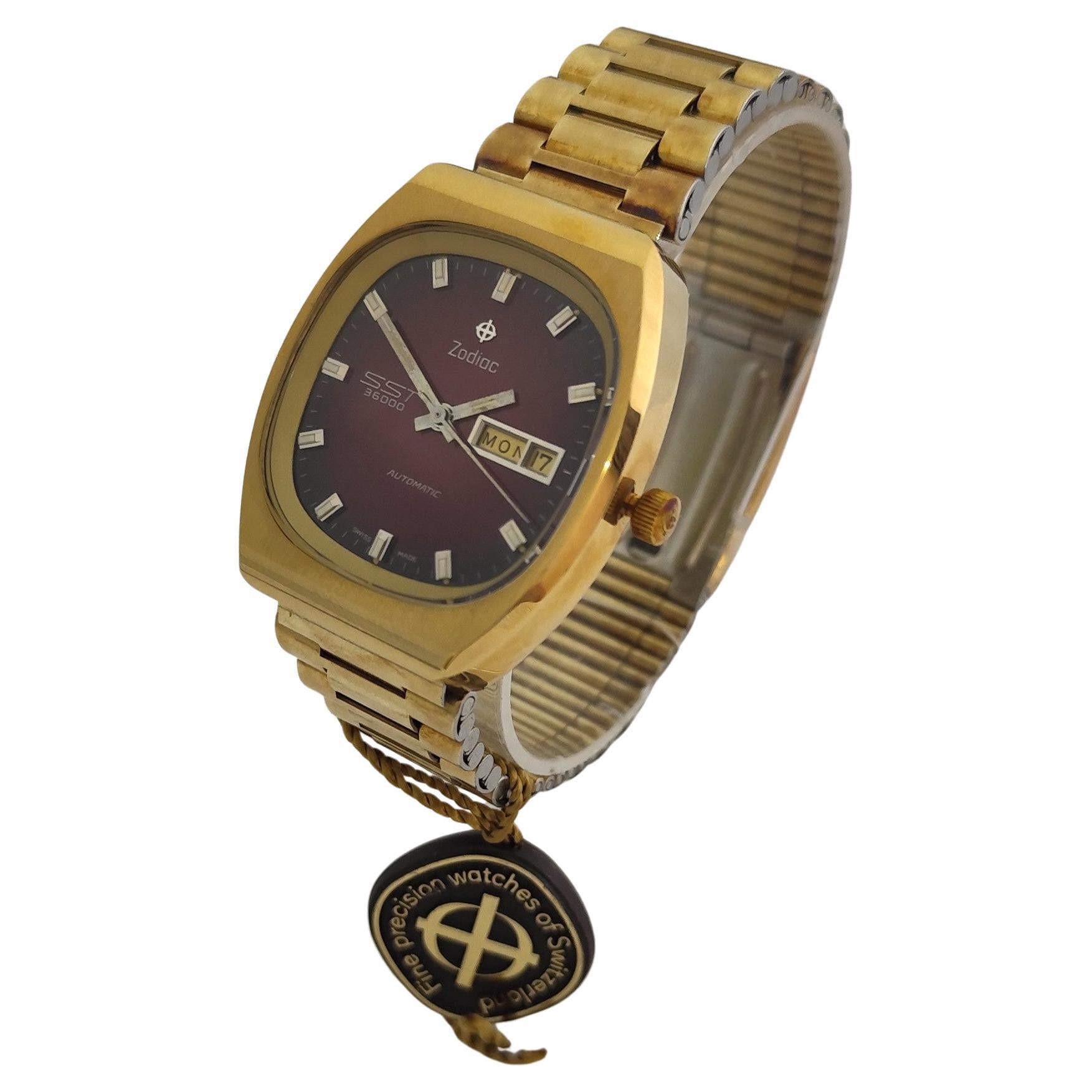 Zodiac SST 36000 REF.863 9713114 Raro quadrante rosso sangue di bue automatico uomo in vendita