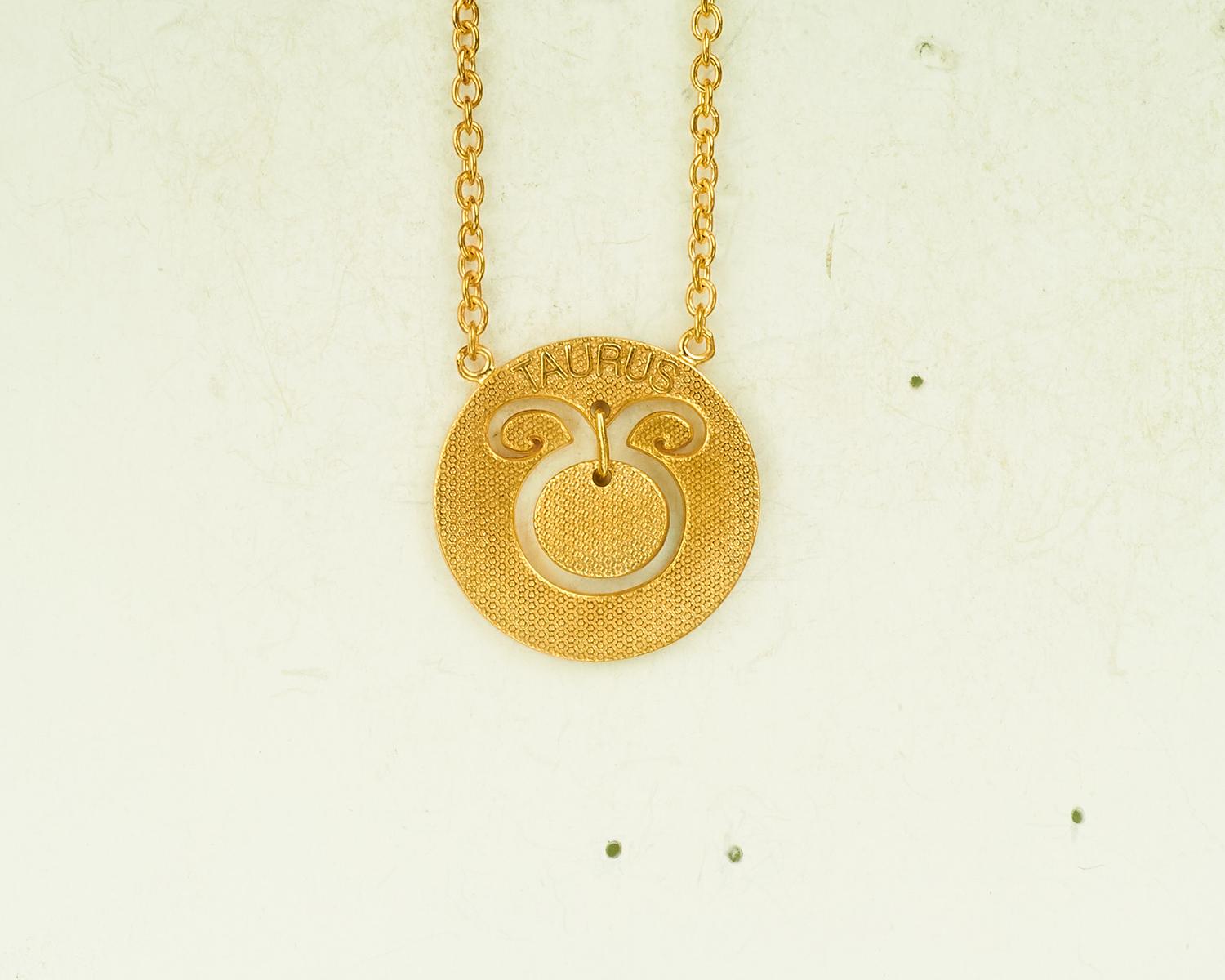 - Sterling silver 18 Karat Gold Plated Necklace. 
- Champagne Diamonds.
- Handmade in our LA studio. 
- 16 inch necklace. 
- Casual luxury wear. 