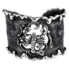 Zodiak Scorpio Organic Silver Cuff Bracelet