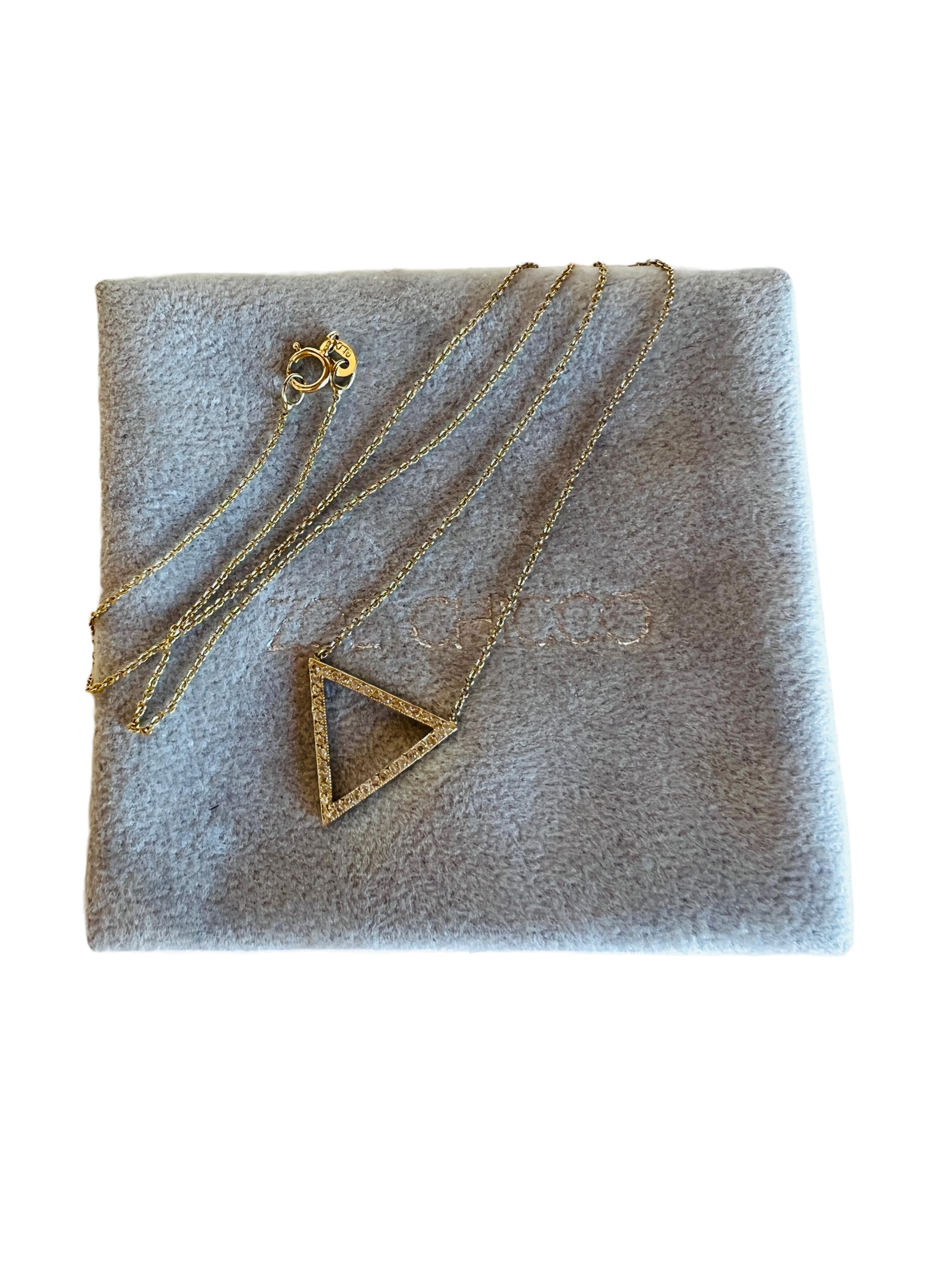 Zoe Chicco 14k Yellow Gold Diamond Triangle Pendant Station Necklace In Good Condition For Sale In Sausalito, CA