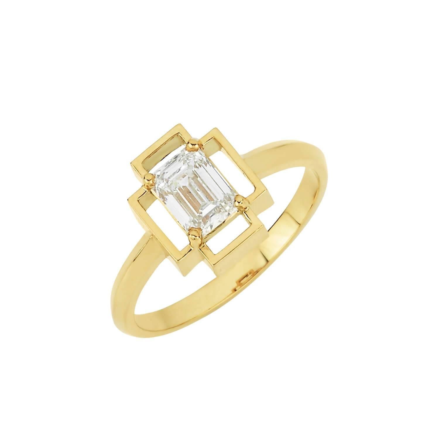 Contemporary Zoe & Morgan Holos 18 Karat Yellow Gold Diamond Engagement Ring For Sale