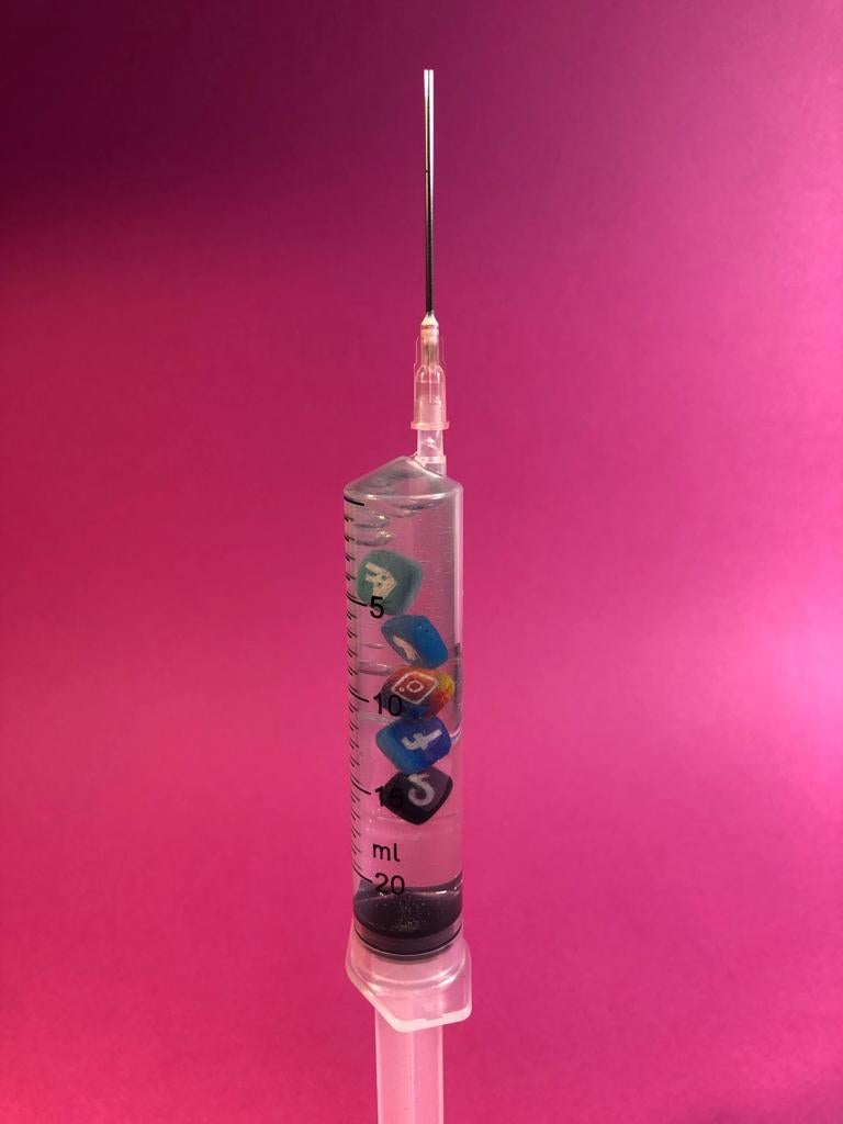 Loneliness Vaccine Sculpture by Zoe Moss

Plaster & Resin

Limited Edition out of 25

Comes with a Certificate of Authenticity by the artist