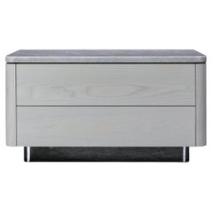 Comodino Zoë, di AMBROZIA, Frassino sbiancato, Quarzite, Suede & Chrome