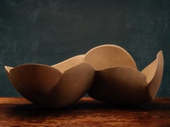 Zoë Powell, Ceramic Vessel 01, Perianth Series, 2021