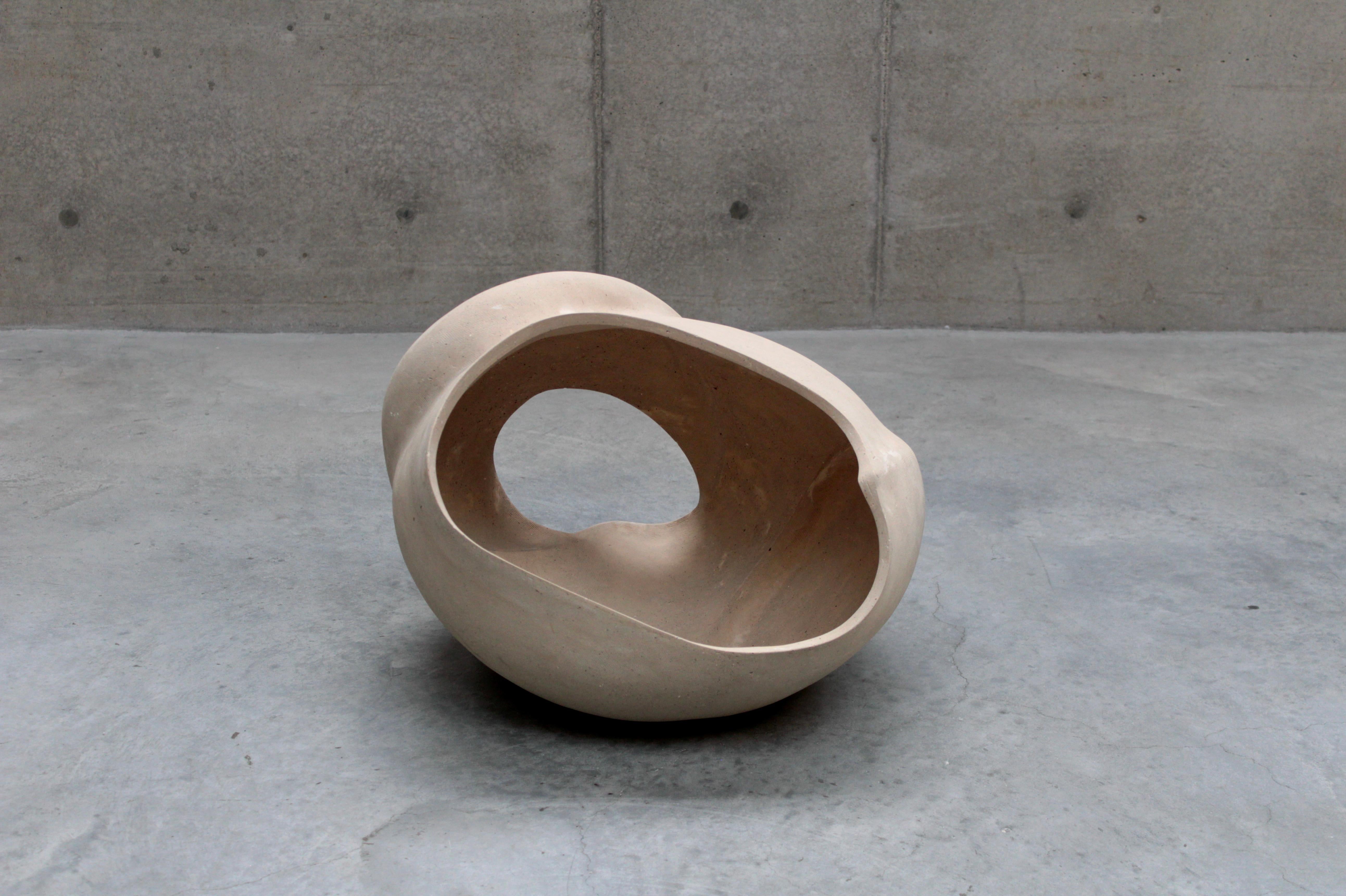Organic Modern Zoë Powell, Ceramic Vessel 02, Magnolia Series, 2021 For Sale
