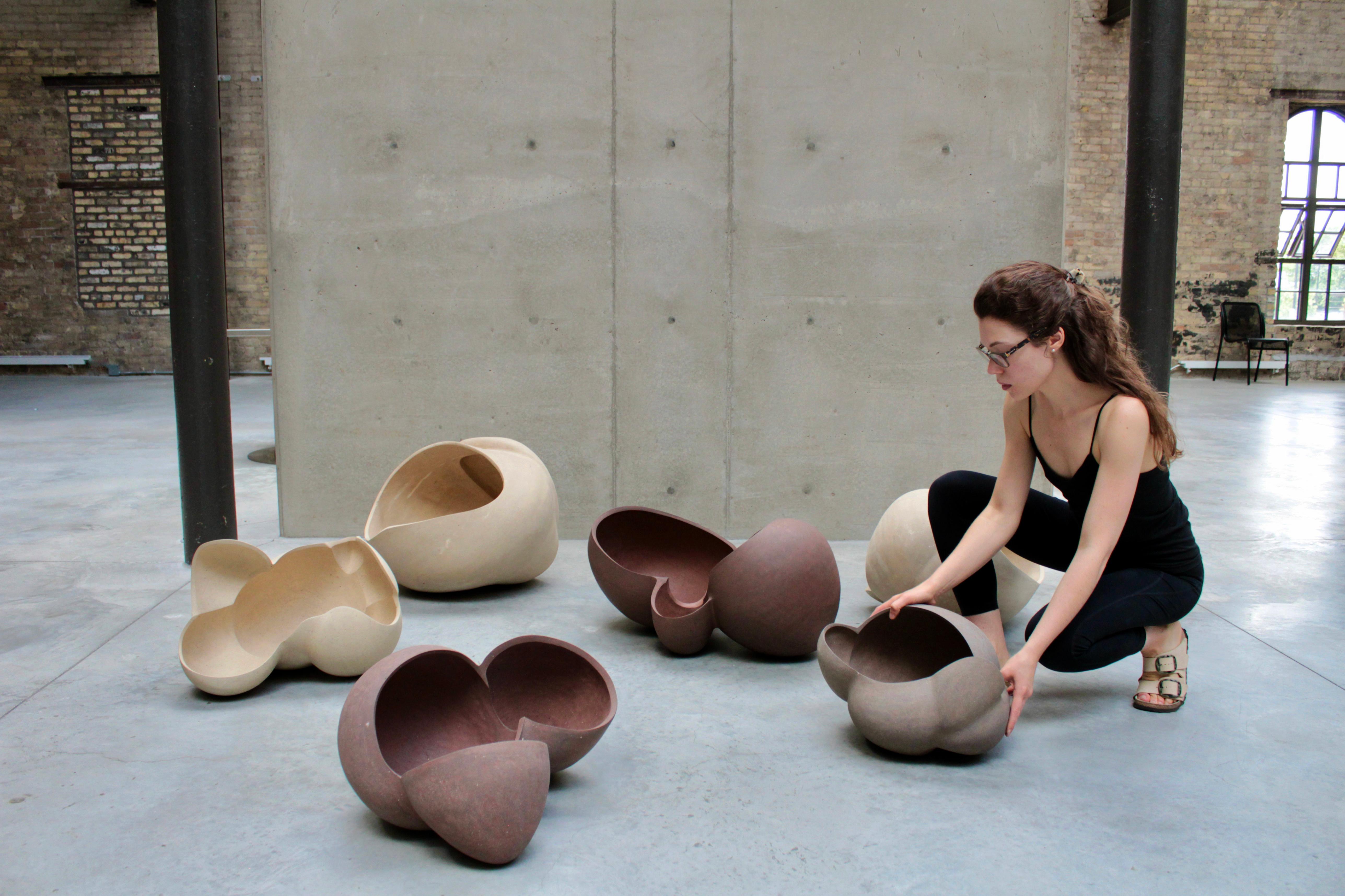Zoë Powell, Ceramic Vessel 02, Magnolia Series, 2021 In New Condition For Sale In Brooklyn, NY
