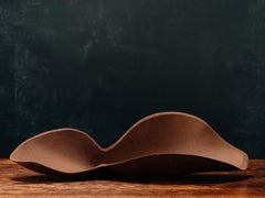 Zoë Powell, Vasija de cerámica 02, Serie Perianth, 2021