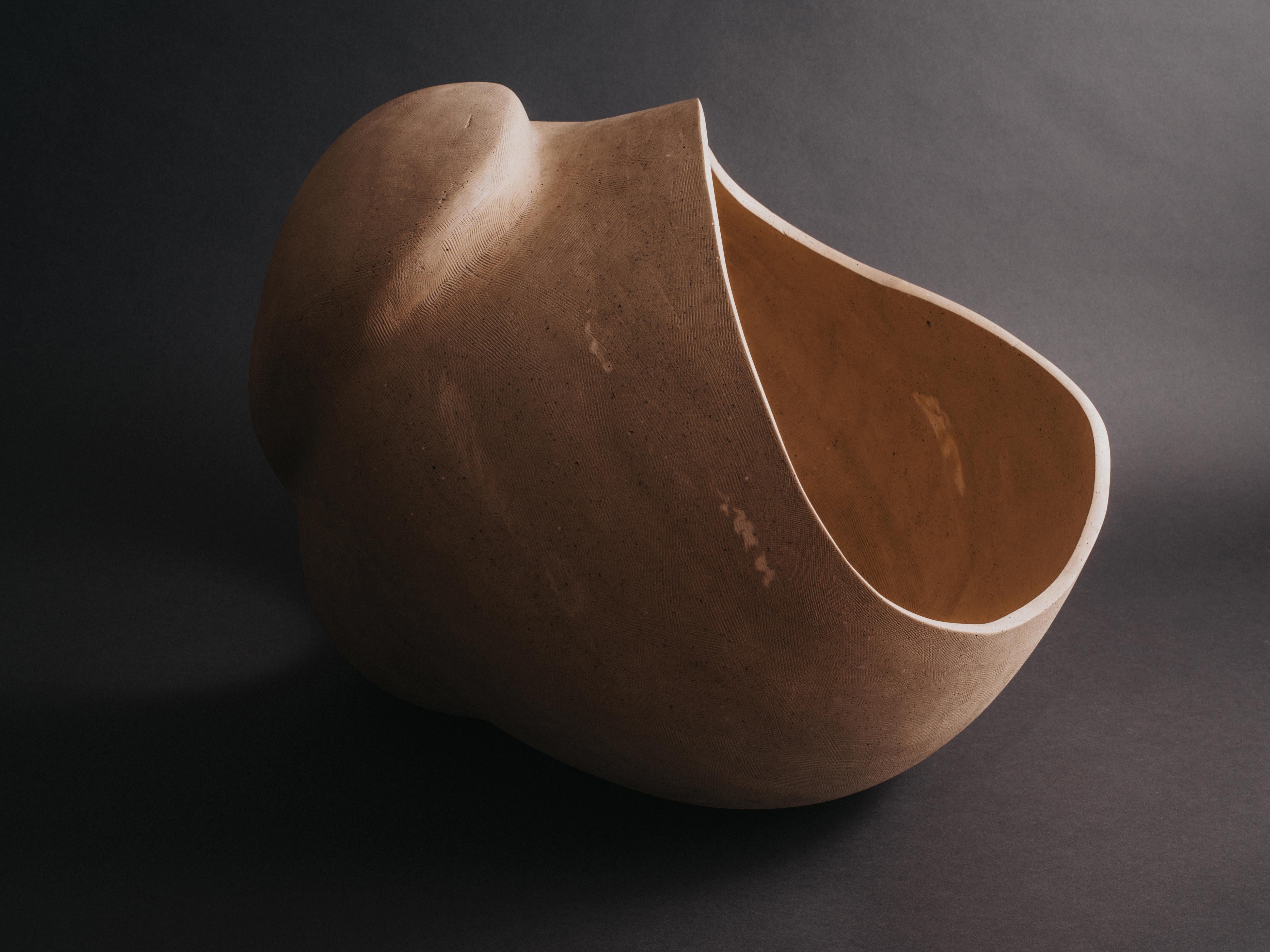 Zoë Powell, Ceramic Vessel 03, Magnolia Series, 2021 In New Condition For Sale In Brooklyn, NY