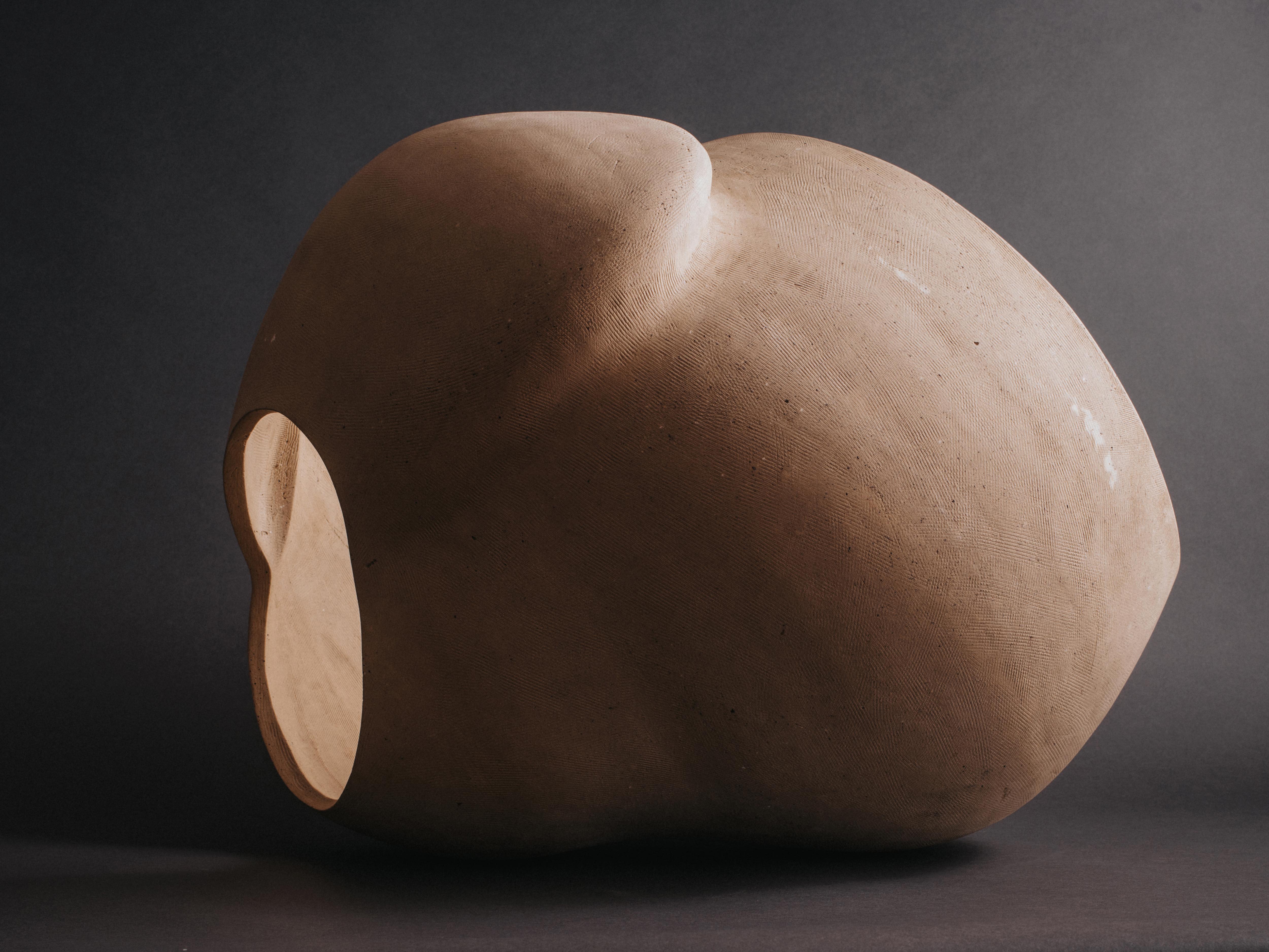 Zoë Powell, Ceramic Vessel 03, Magnolia Series, 2021 For Sale 1