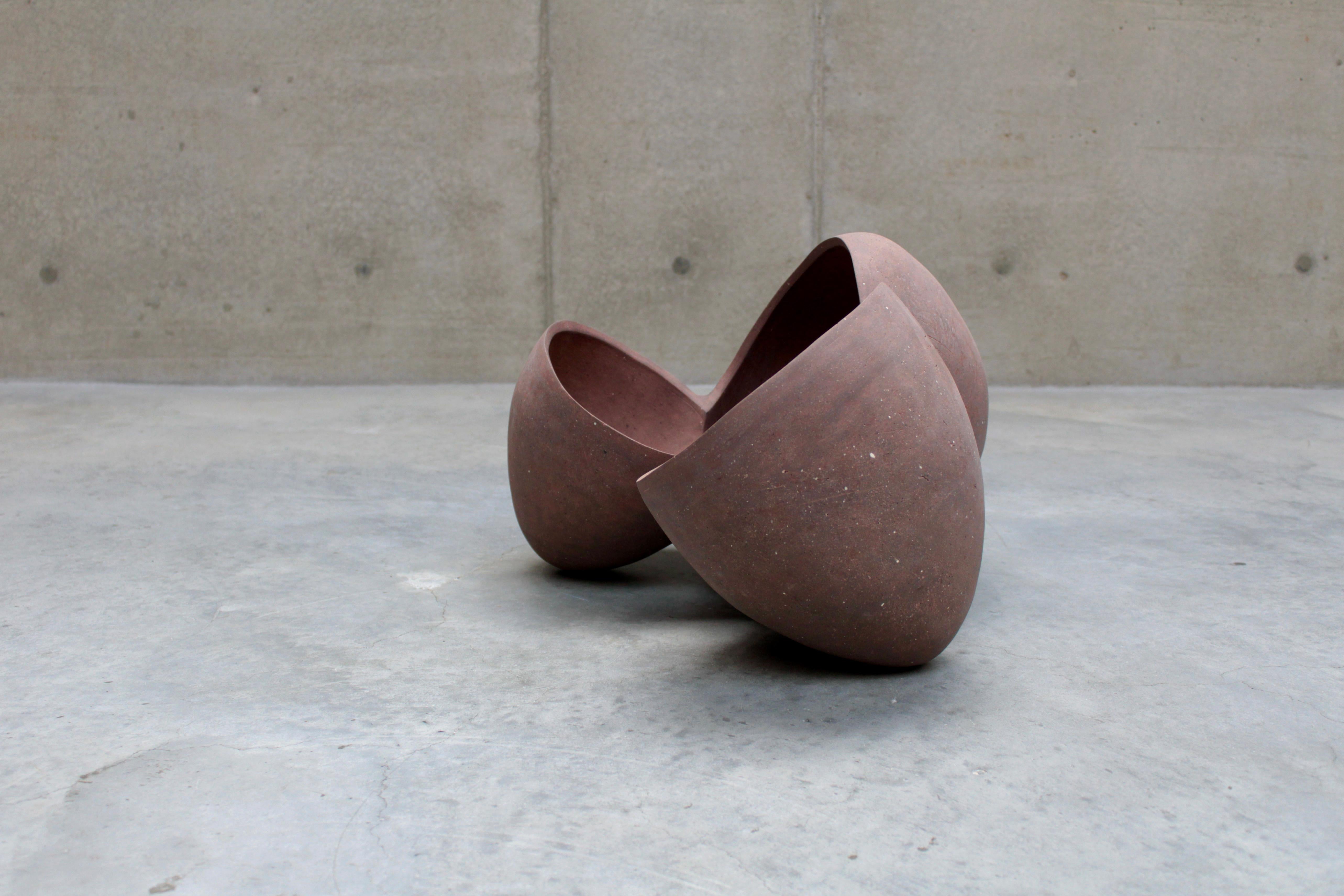 Organic Modern Zoë Powell, Ceramic Vessel 04, Magnolia Series, 2021 For Sale