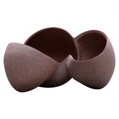 Zoë Powell, Ceramic Vessel 04, Magnolia Series, 2021