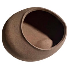Zoë Powell, Recipiente de cerámica, Serie Vestige