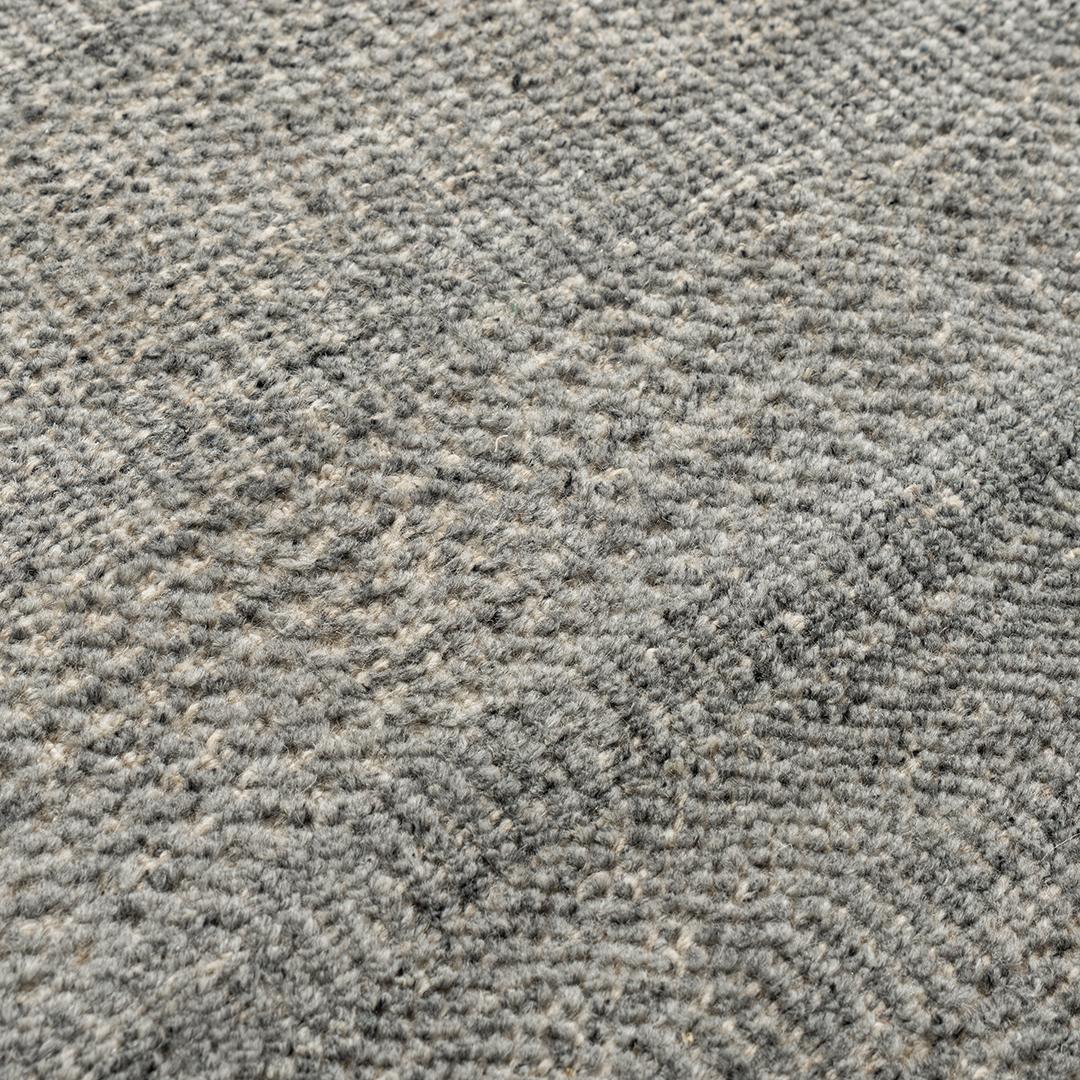 Zoe Rose Grass Moderner handgewebter Teppich aus Wolle in Grau und Elfenbein 12' X 15' (21. Jahrhundert und zeitgenössisch) im Angebot