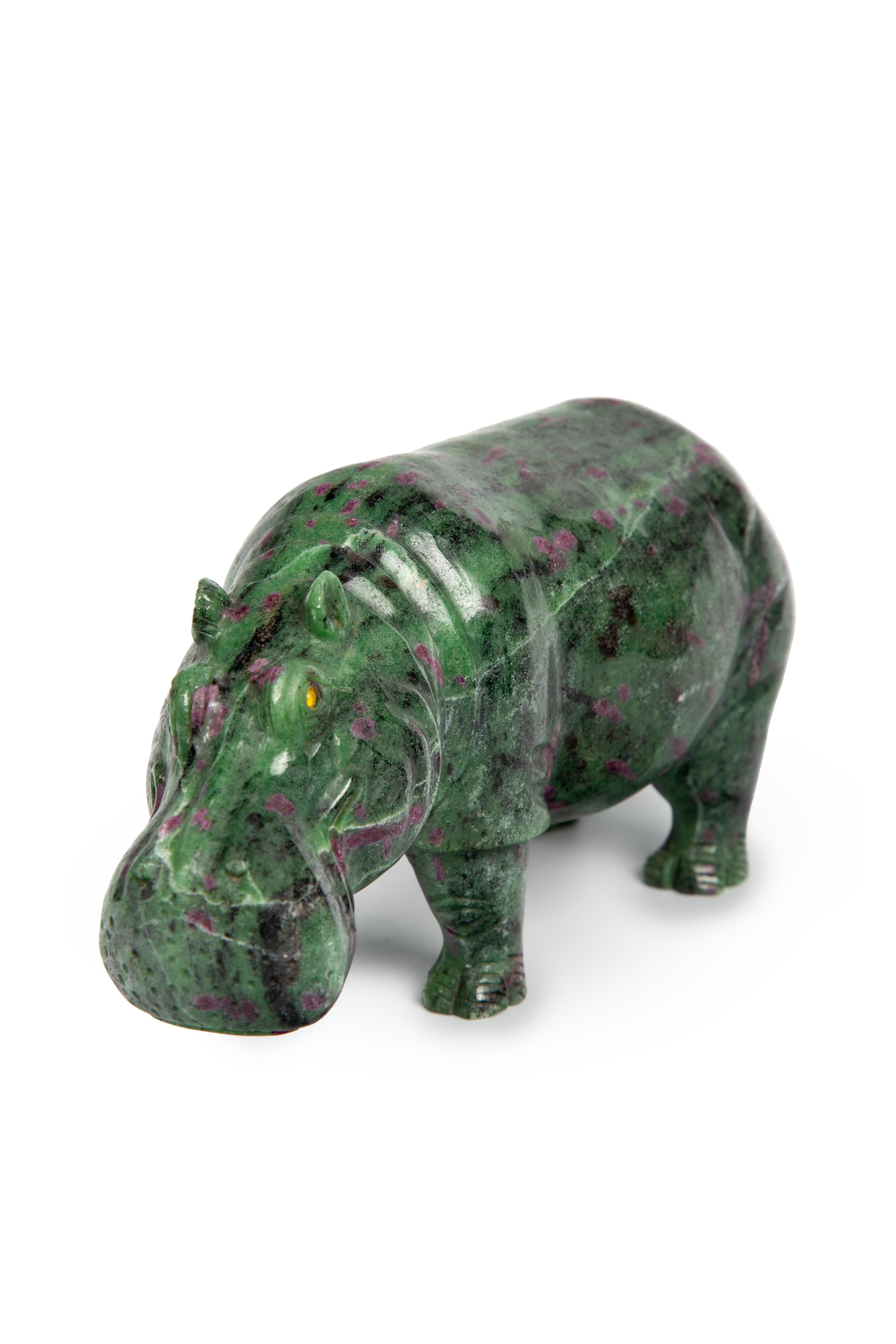 Malgache Le côté sauvage de Zoisite : The Radiant Ruby Hippo 8