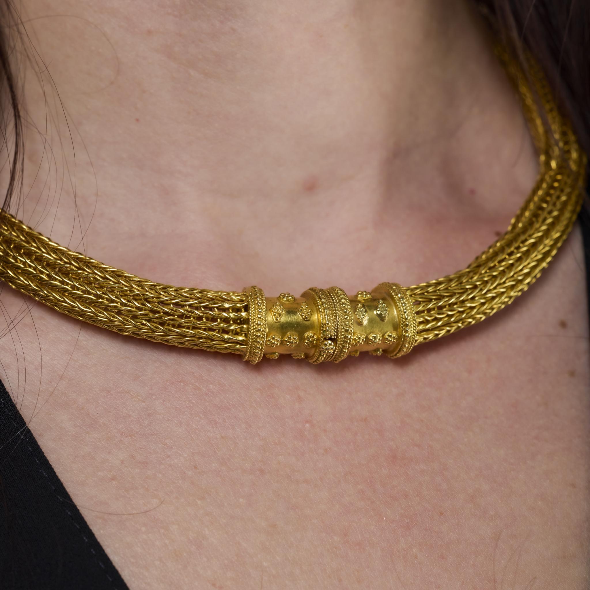 Zolotas 18k yellow gold necklace In Good Condition In Beverly Hills, CA