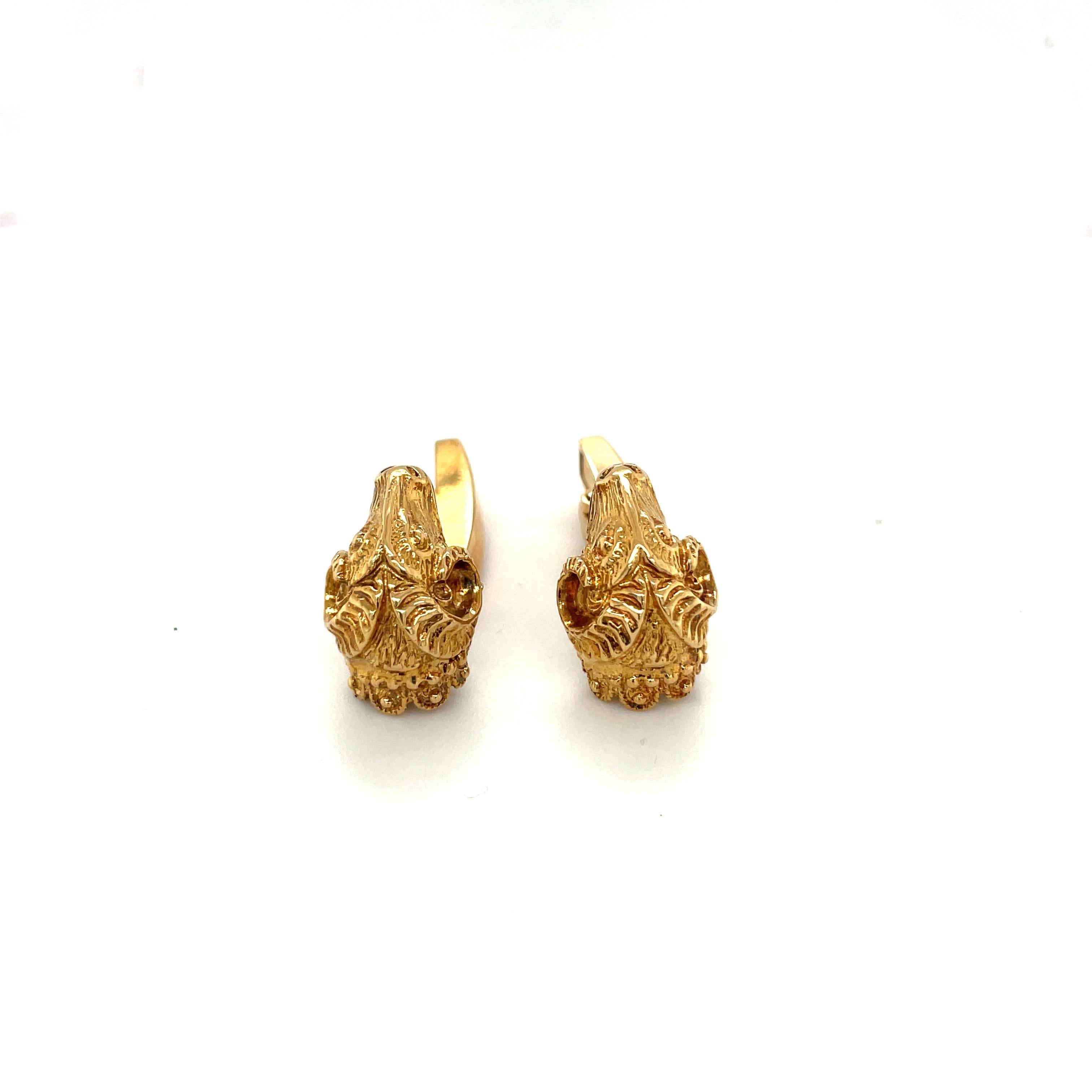 Zolotas 18KT Yellow Gold Rams Head Cuff Links In New Condition For Sale In New York, NY