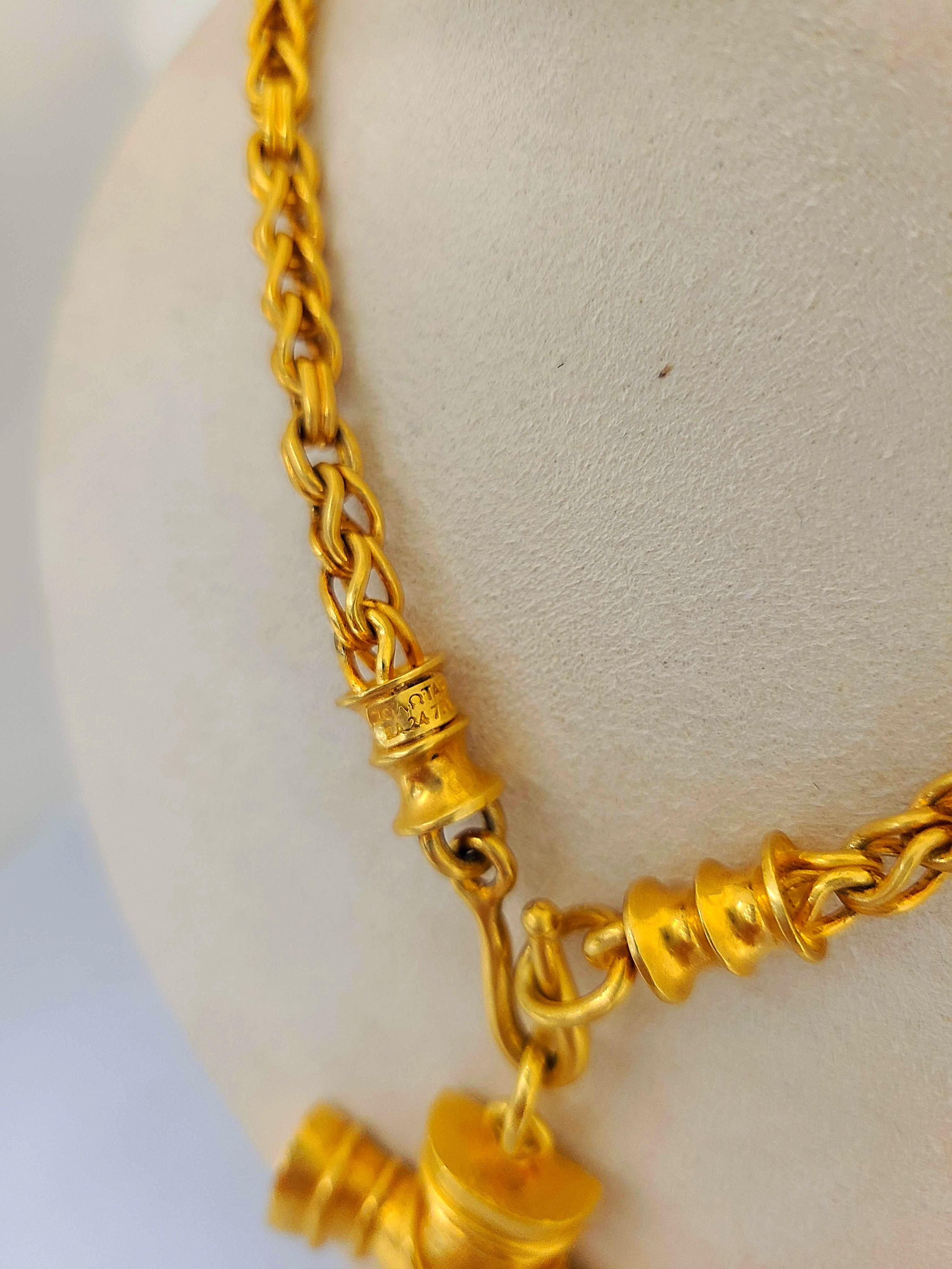 Zolotas Halskette mit griechischem Kreuz und Kettenanhänger aus 22 Karat und 18 Karat Gelbgold im Zustand „Neu“ im Angebot in New York, NY
