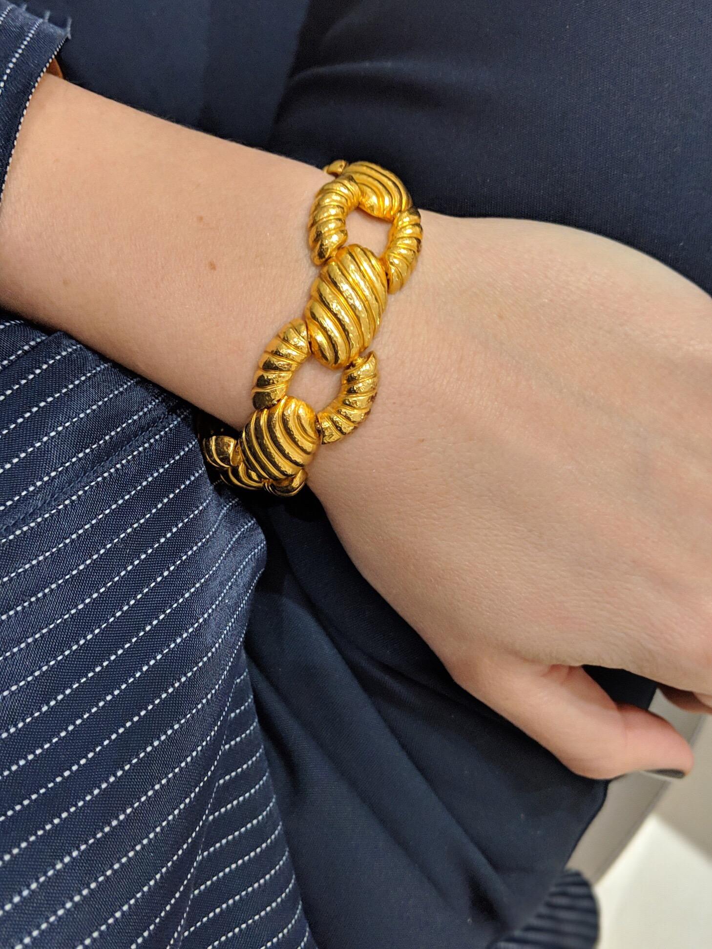 This  beautiful  bracelet is designed by Zolotas of Athens, Greece. Founded in 1895 the company merges Greek heritage with modern style to create these timeless pieces which have since been coveted by both Royals and Actresses.
Composed of 22 karat
