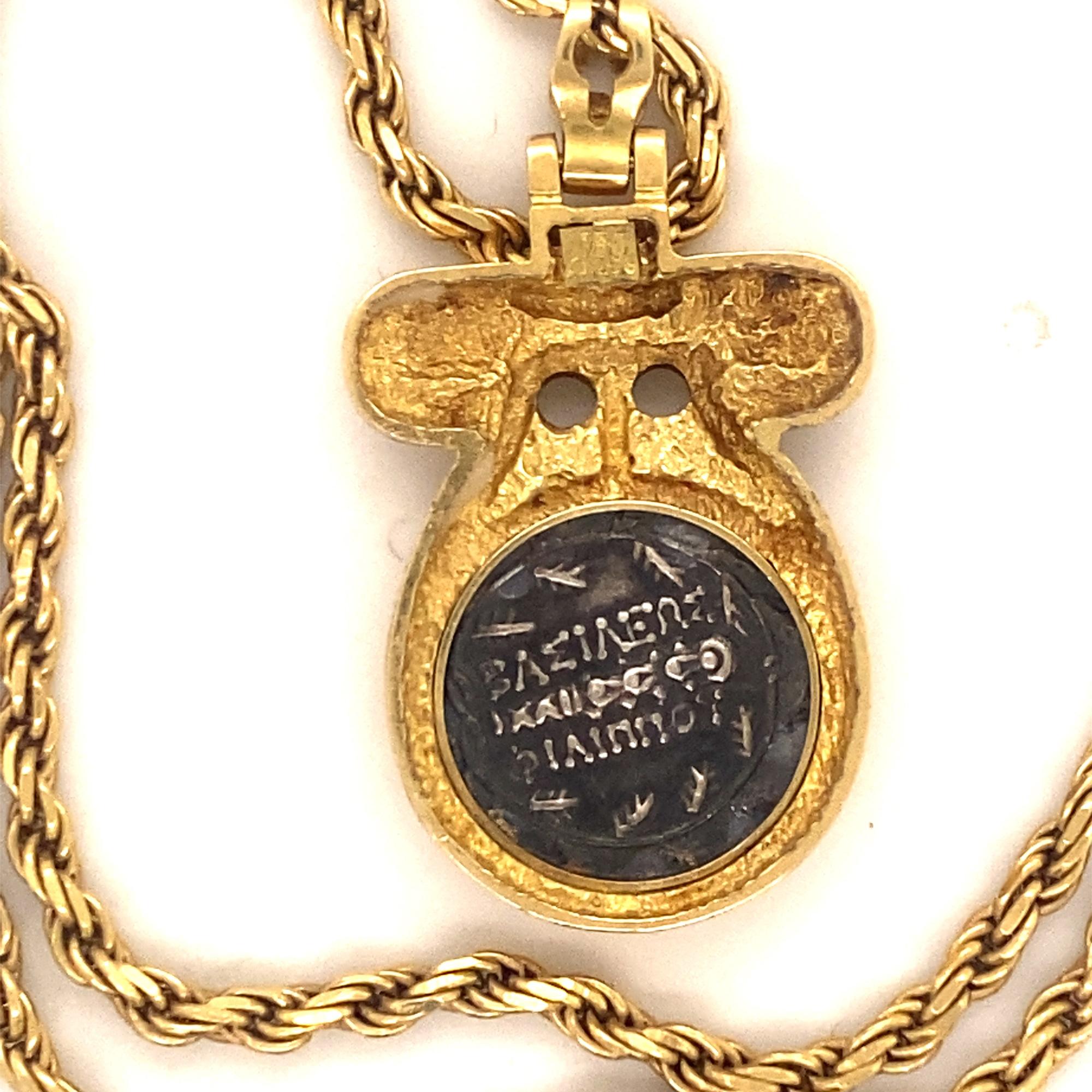 Zolotas Antike griechische Vergina Sonnenmünze 18K Münze Anhänger & 14K Gold Seilkette im Zustand „Hervorragend“ im Angebot in Woodland Hills, CA
