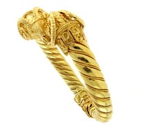 Zolotas Double Ram Head Hinged Gold Bangle