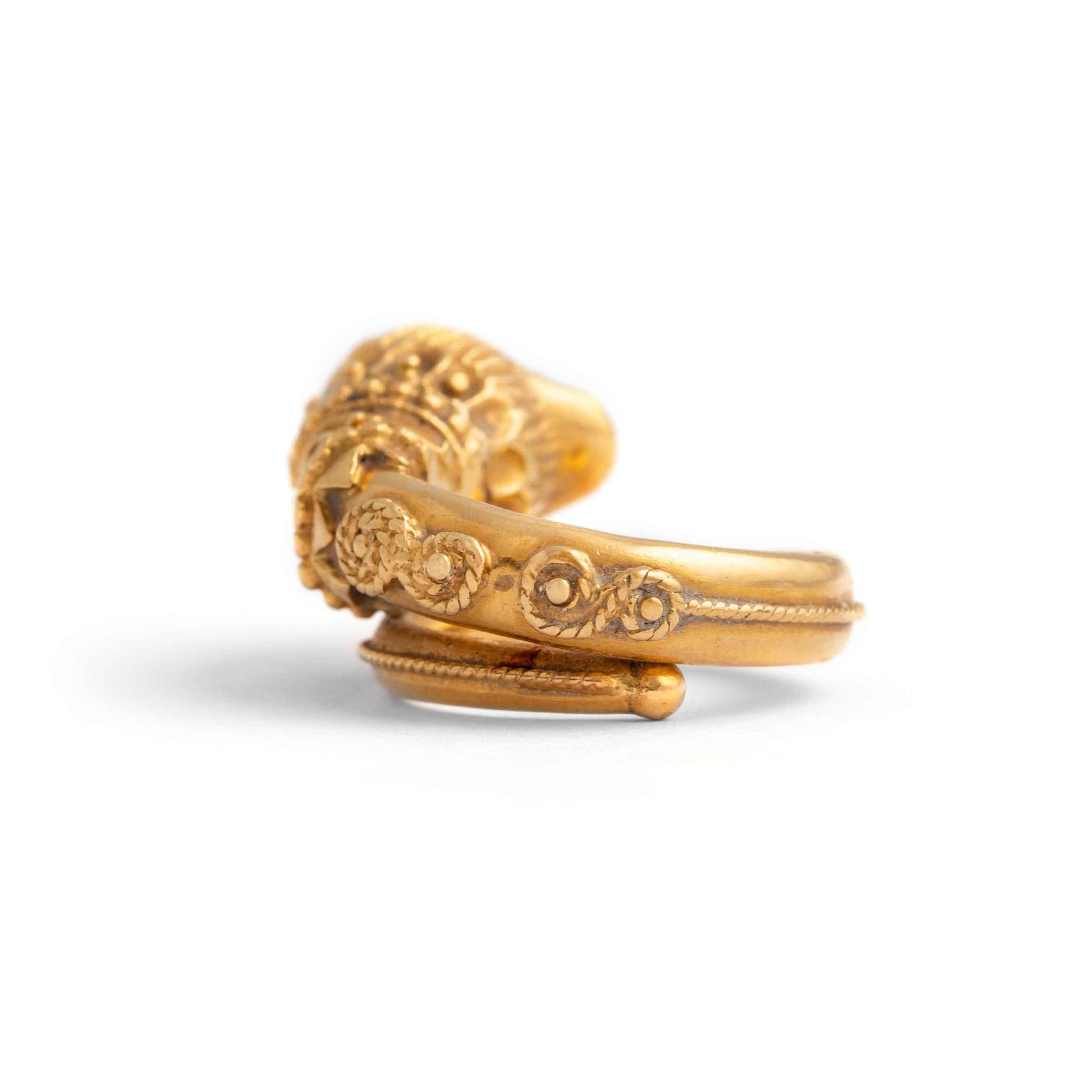 Zolotas Gold Chimera Ring with Lion Head Terminal.
A gold chimera ring, Zolotas, lion head terminal.
Yellow gold. Maker's mark, stamped.
Size: 43