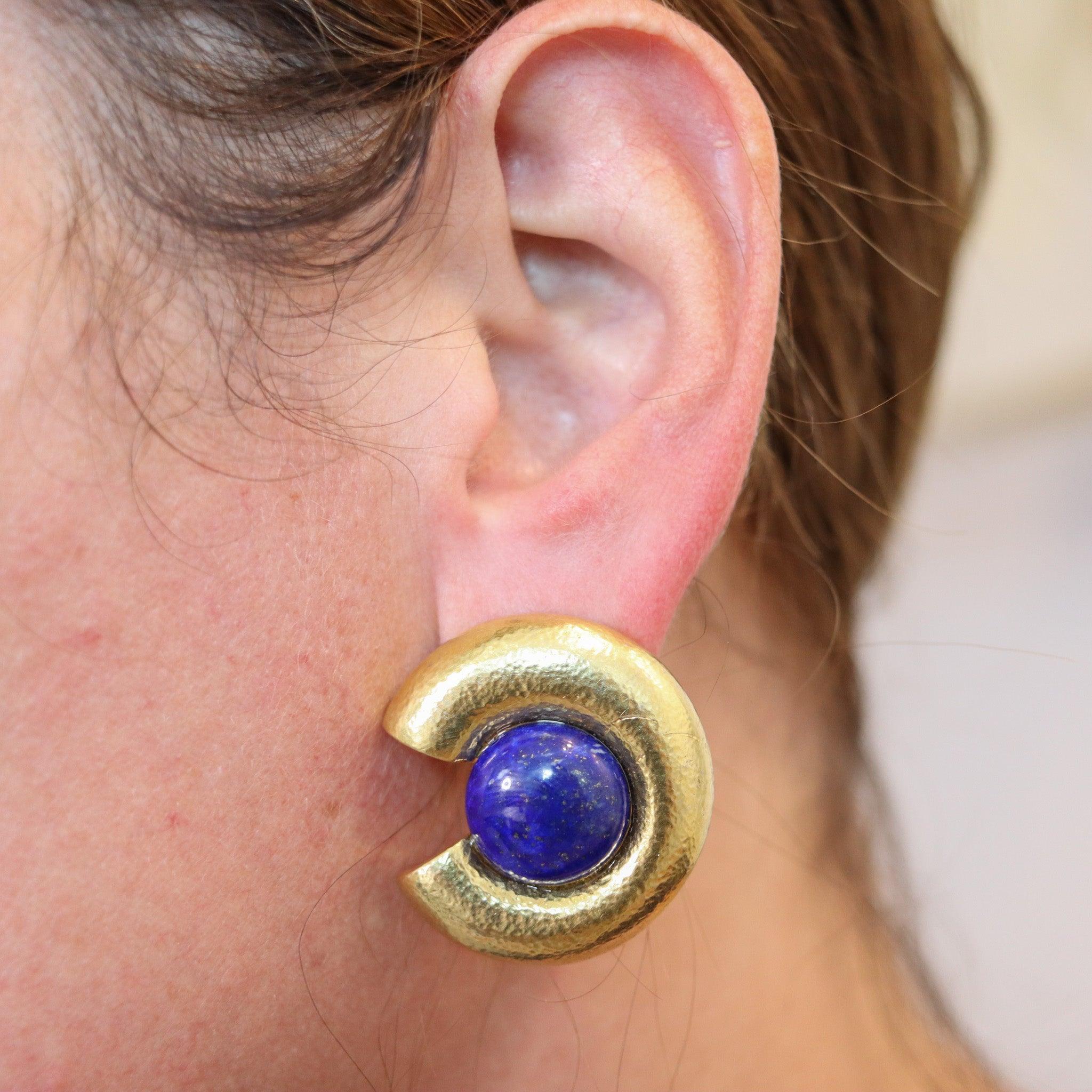 Clips-on earrings designed by Zolotas.

An exceptional beautiful pair of clips-on earrings, created in Greece by the jewelry house of Zolotas. These vintage earrings have been crafted with ancient Greeks patterns in solid rich yellow gold of 22