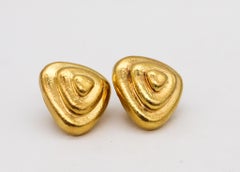 Zolotas Greece Pyramidal Triangular Clips on Earrings in Solid 22 Kt Yellow Gold