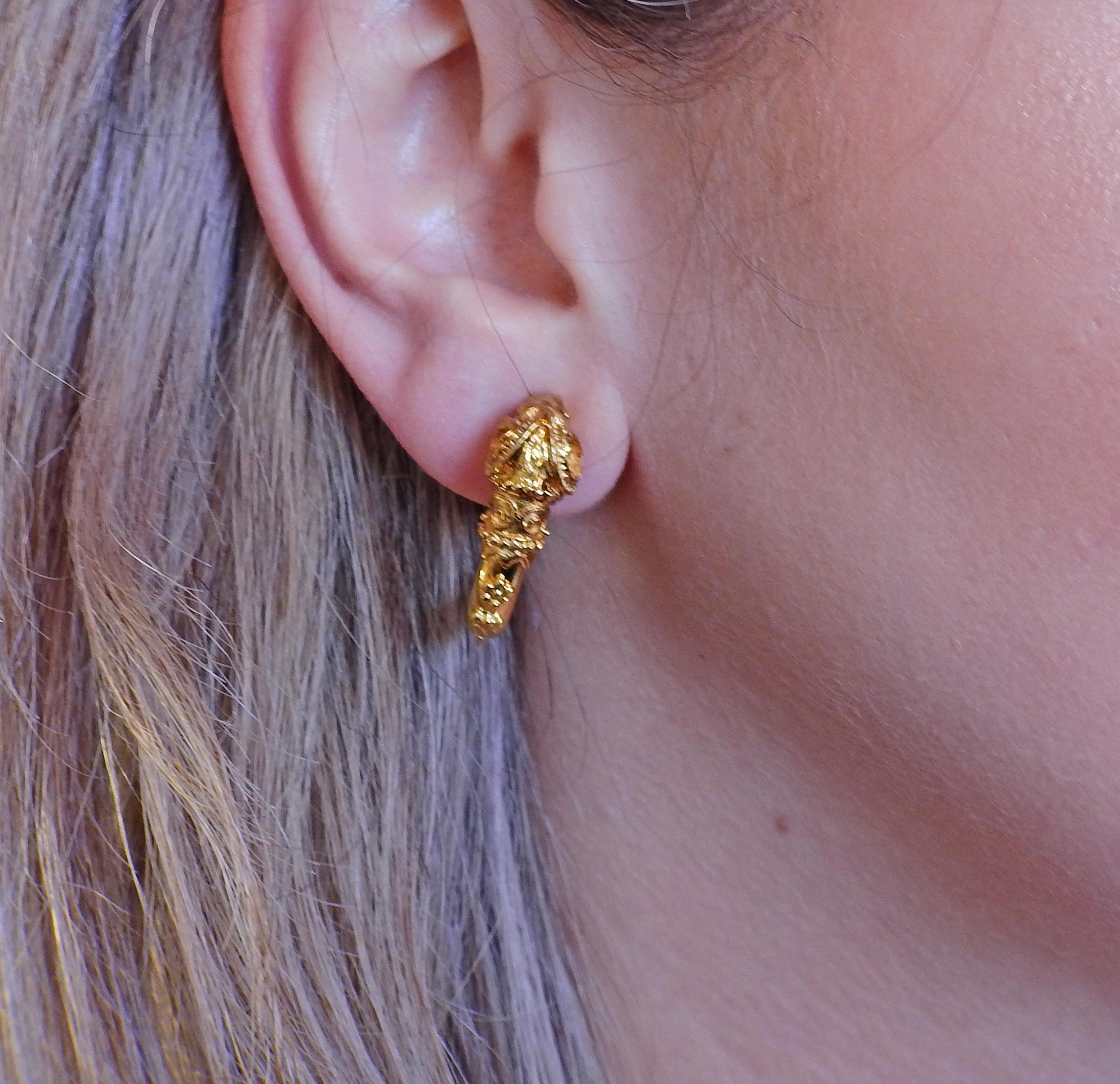 Women's Zolotas Greece Ram's Head Gold Hoop Earrings