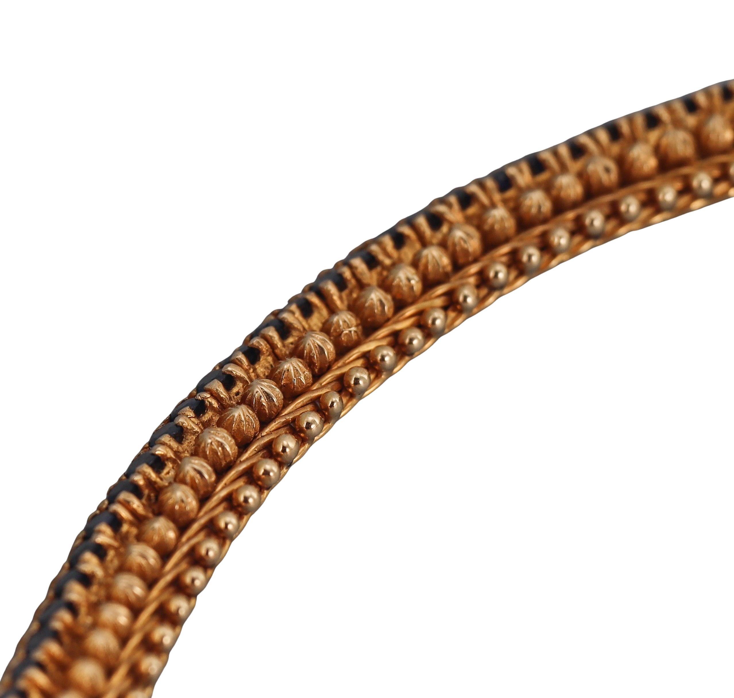 Zolotas Griechenland Rubin Saphir Smaragd 18k Gold Widderkopf Halskette im Zustand „Hervorragend“ im Angebot in New York, NY