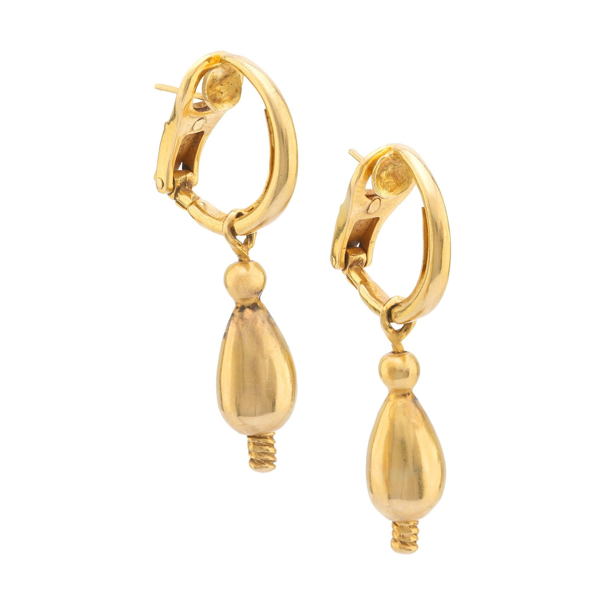 Modern Zolotas vintage 18k yellow gold drop earrings