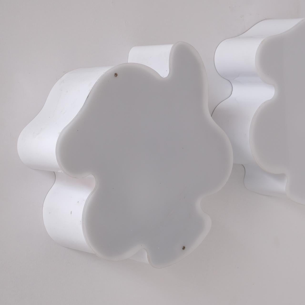 Zonca 'Nuvola Piccola', lampade da parete o da soffitto italiane di metà secolo (9 disponibili) In condizioni buone in vendita a London, GB