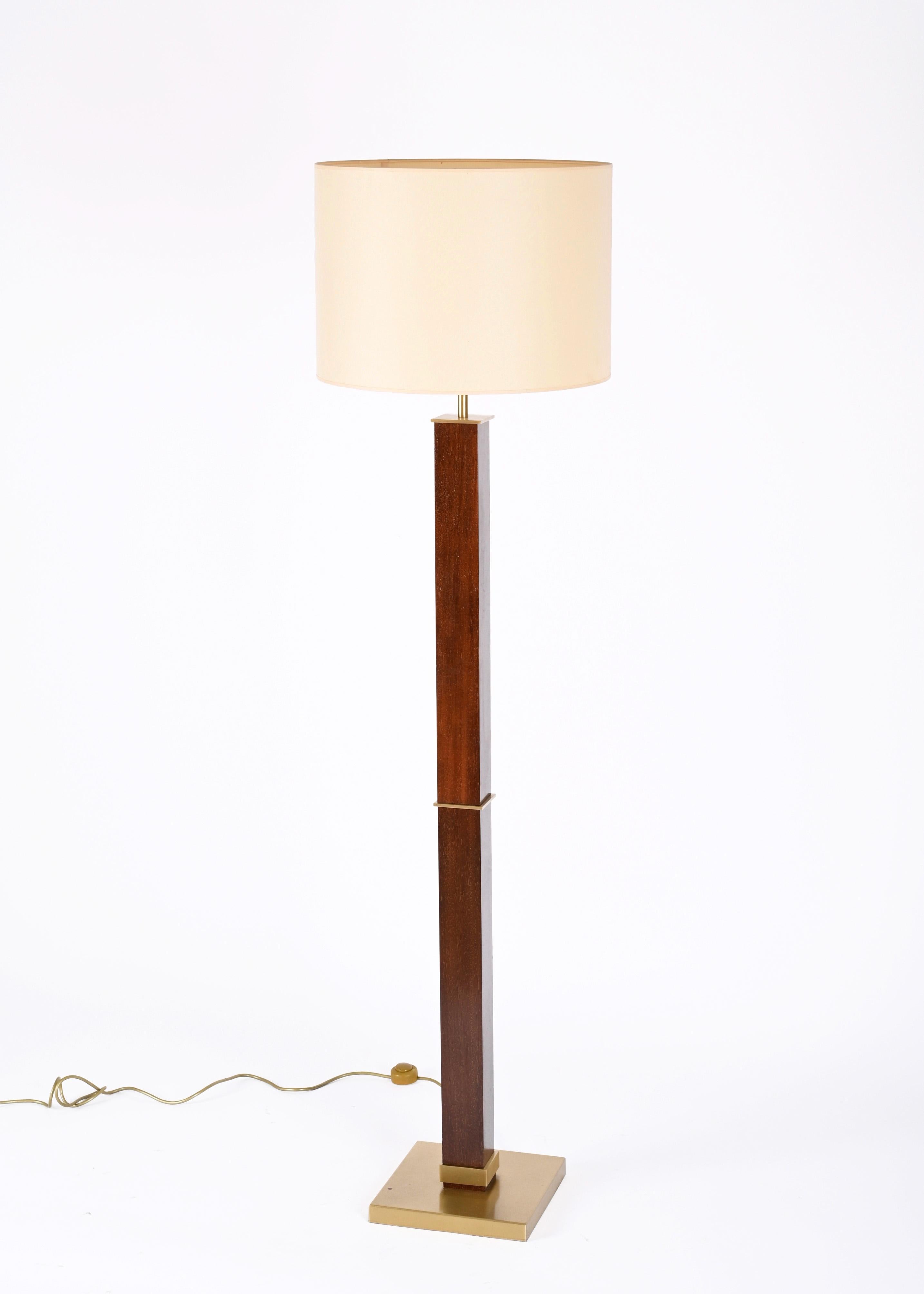 Zonca Voghera Minimalistische italienische Stehlampe aus Holz und Stahl aus der Mitte des Jahrhunderts, 1980er Jahre (Moderne der Mitte des Jahrhunderts) im Angebot