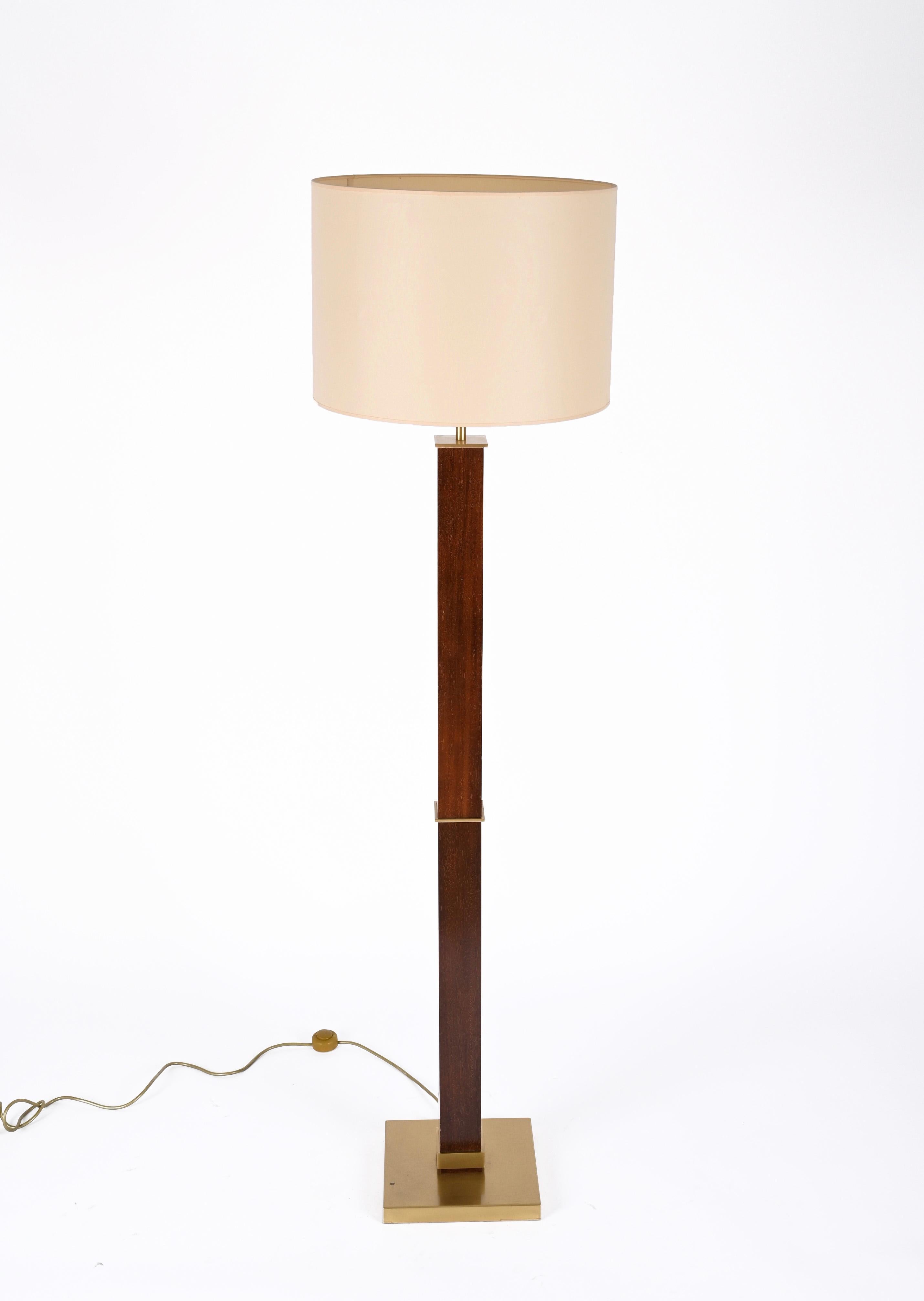 Zonca Voghera Minimale italienische Stehlampe aus Holz und Messing aus der Mitte des Jahrhunderts, 1980er Jahre im Angebot 1