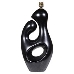 Lampe zoomorphe en céramique noire signée H.O France, années 1950