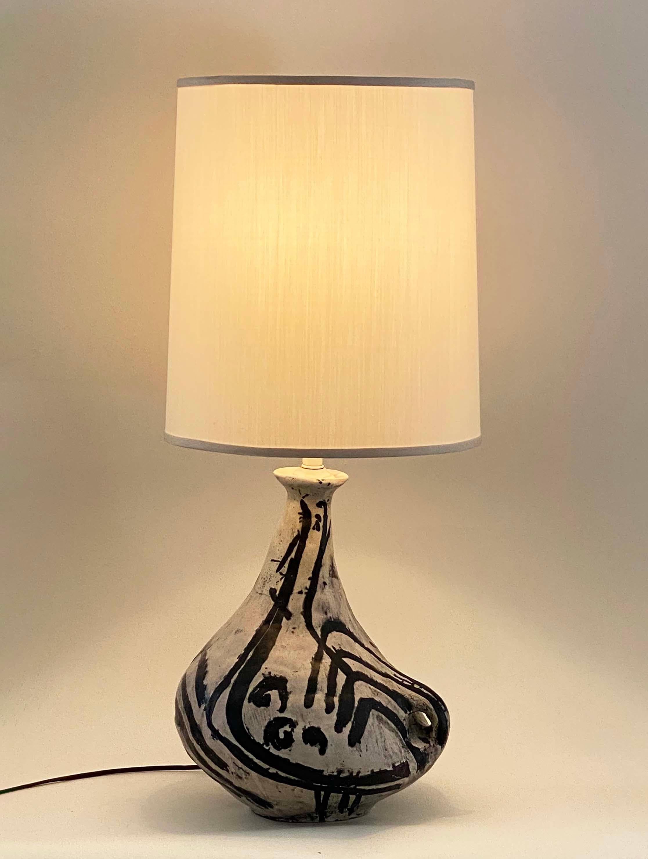 Zoomorphic Mid-Century Pottery Table Lamp by Hungarian Ceramicist Livia Gorka 5