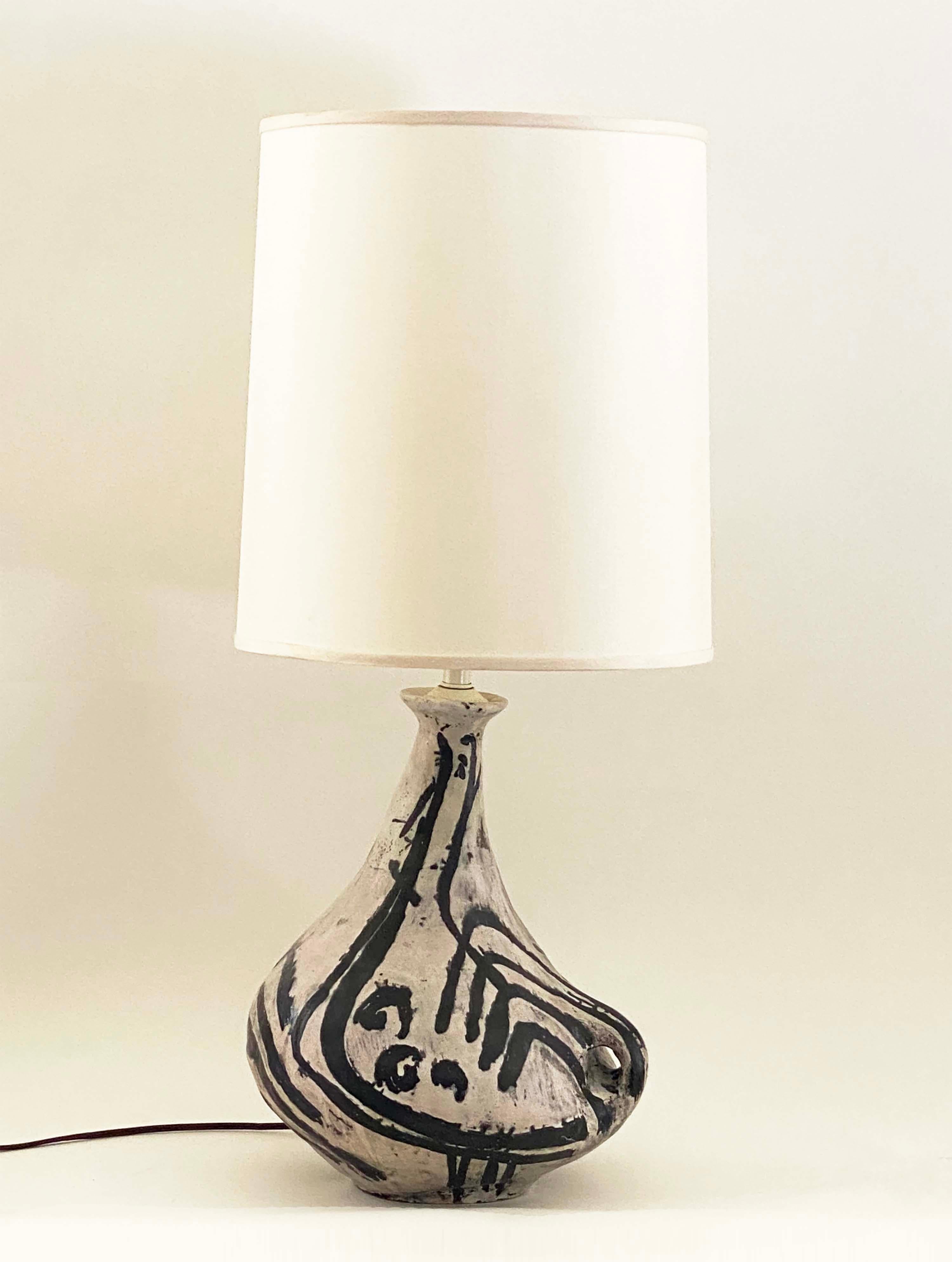 Zoomorphic Mid-Century Pottery Table Lamp by Hungarian Ceramicist Livia Gorka 6