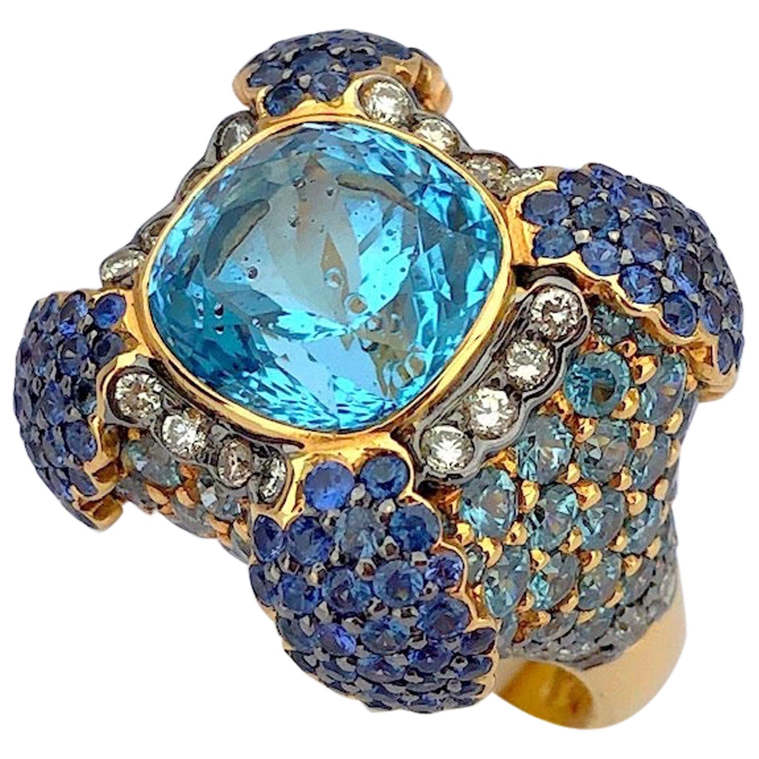 Zorab Ring aus 18 Karat Roségold mit blauem Topas, Diamanten, Saphiren und Zirkonen im Angebot