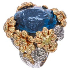 Zorab Creation Bague fleurs en topaze bleue de 57,21 carats avec diamants jaunes et blancs