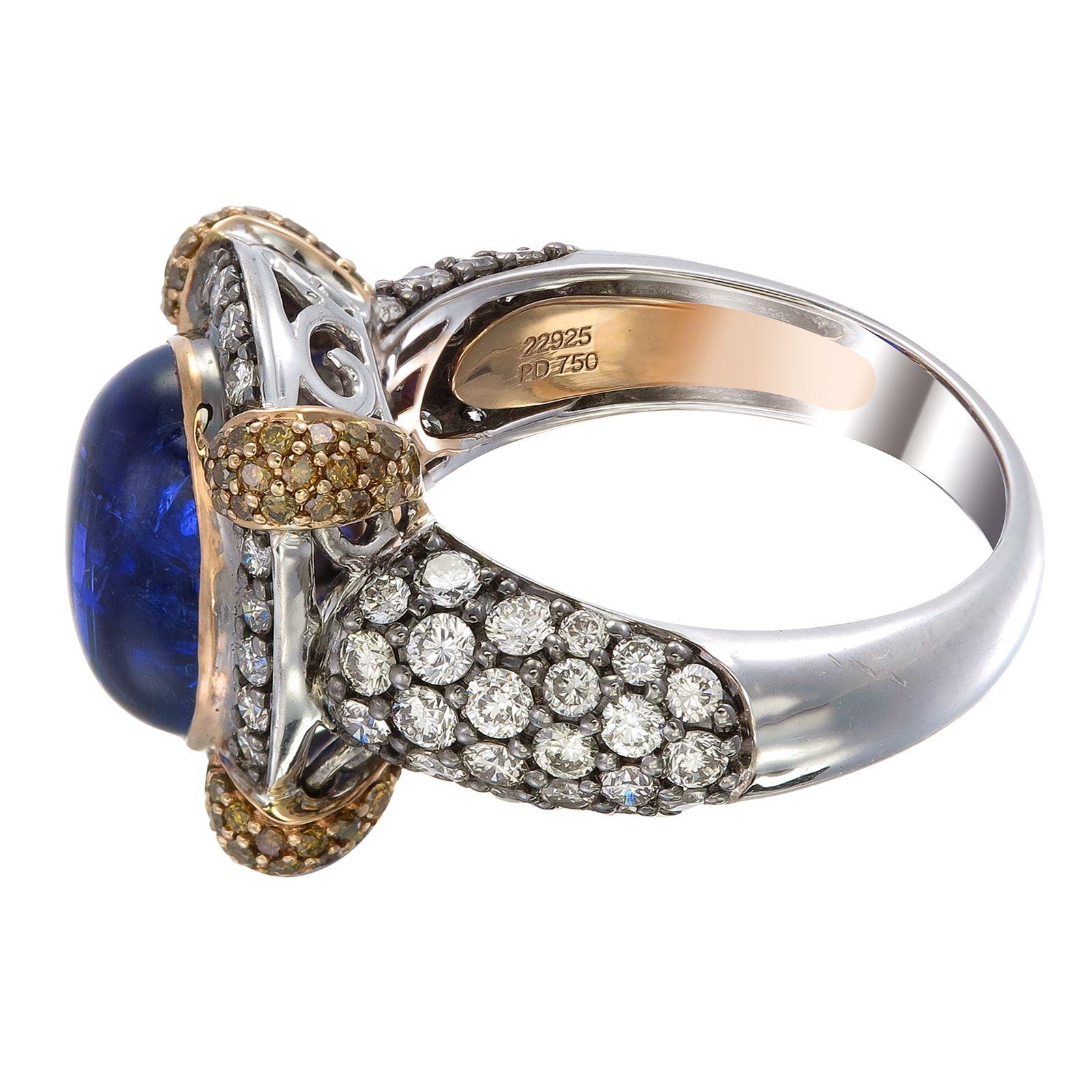 Taille cabochon Zorab Creation Bleu Royal Bague avec tanzanite de 6,81 carats et diamants fantaisie en vente