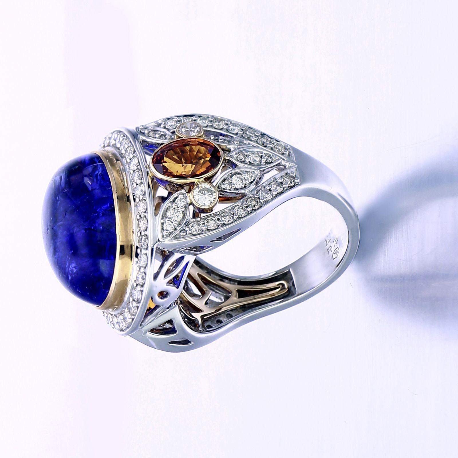Zorab Kreation, Blauer Vogel 15 Karat Tansanit, Diamant und Spessartit Granat Ring (Cabochon) im Angebot