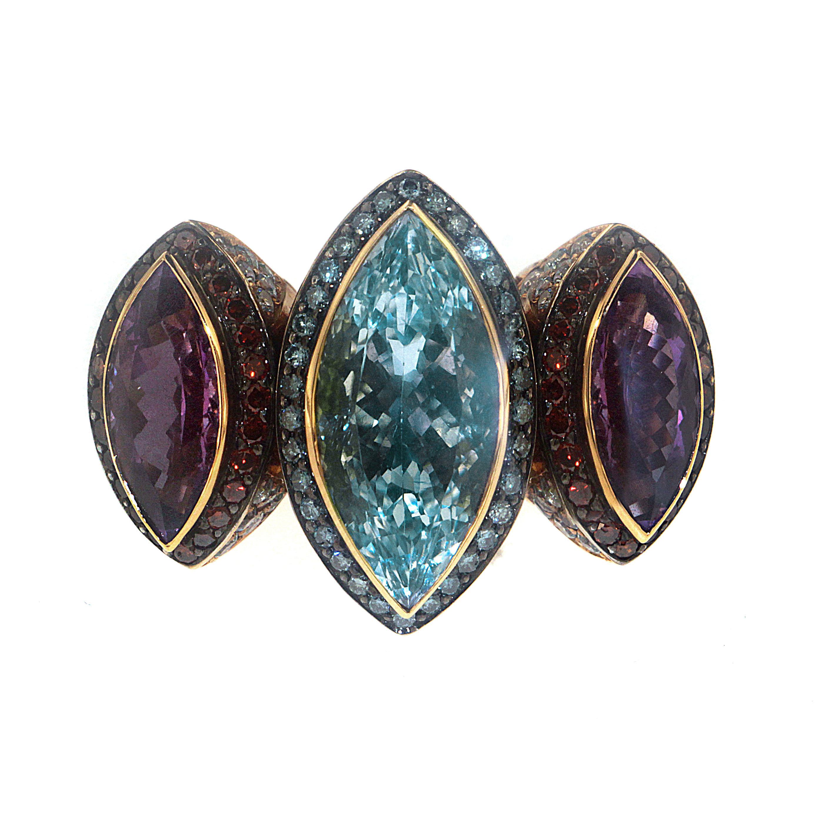 Zorab Kreation, Ring mit Jezebel Marquis Amethyst und blauem Topas (Marquiseschliff) im Angebot