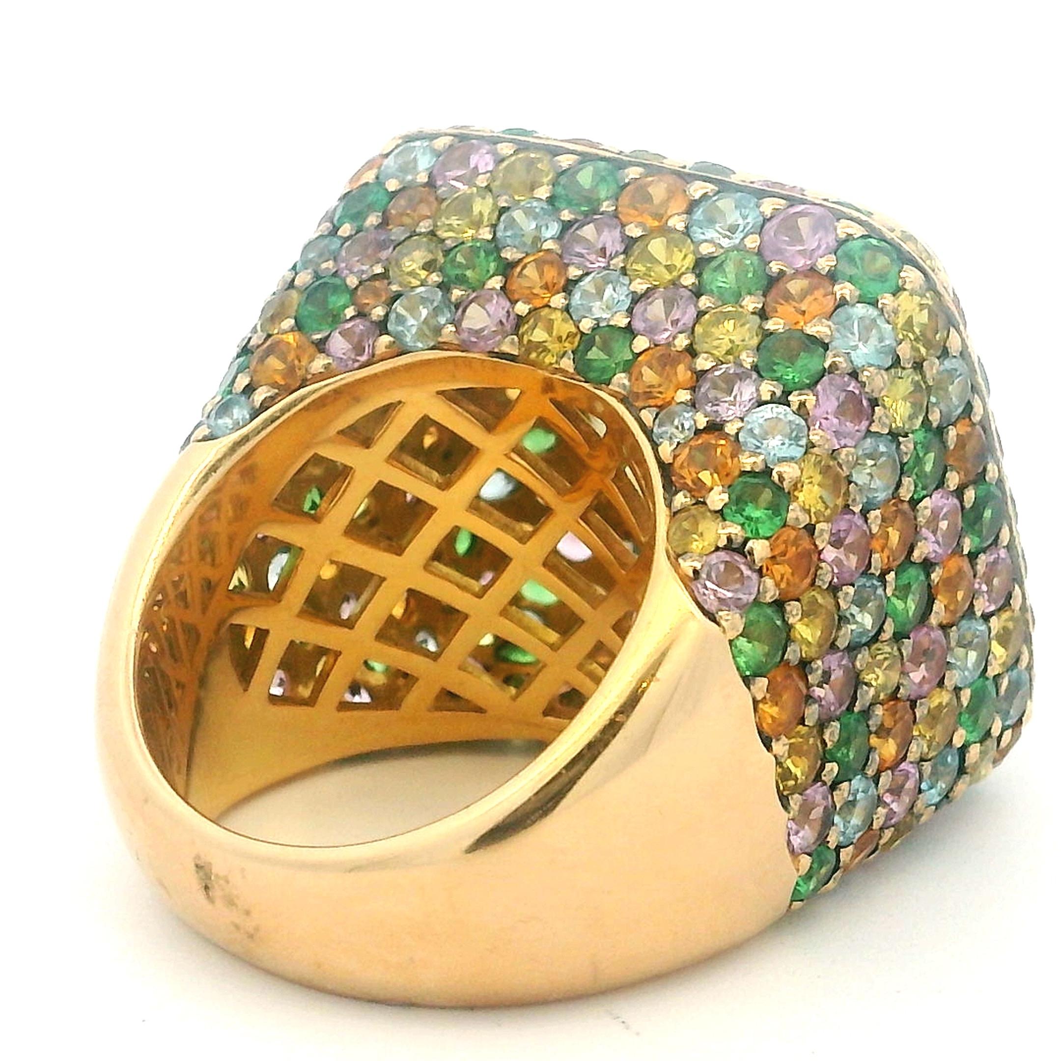 Zorad 1980er Jahre Italienisch 18K Gold 15,64 Karat Citrin & 15 Karat Multi-Color Saphir Ring für Damen oder Herren im Angebot