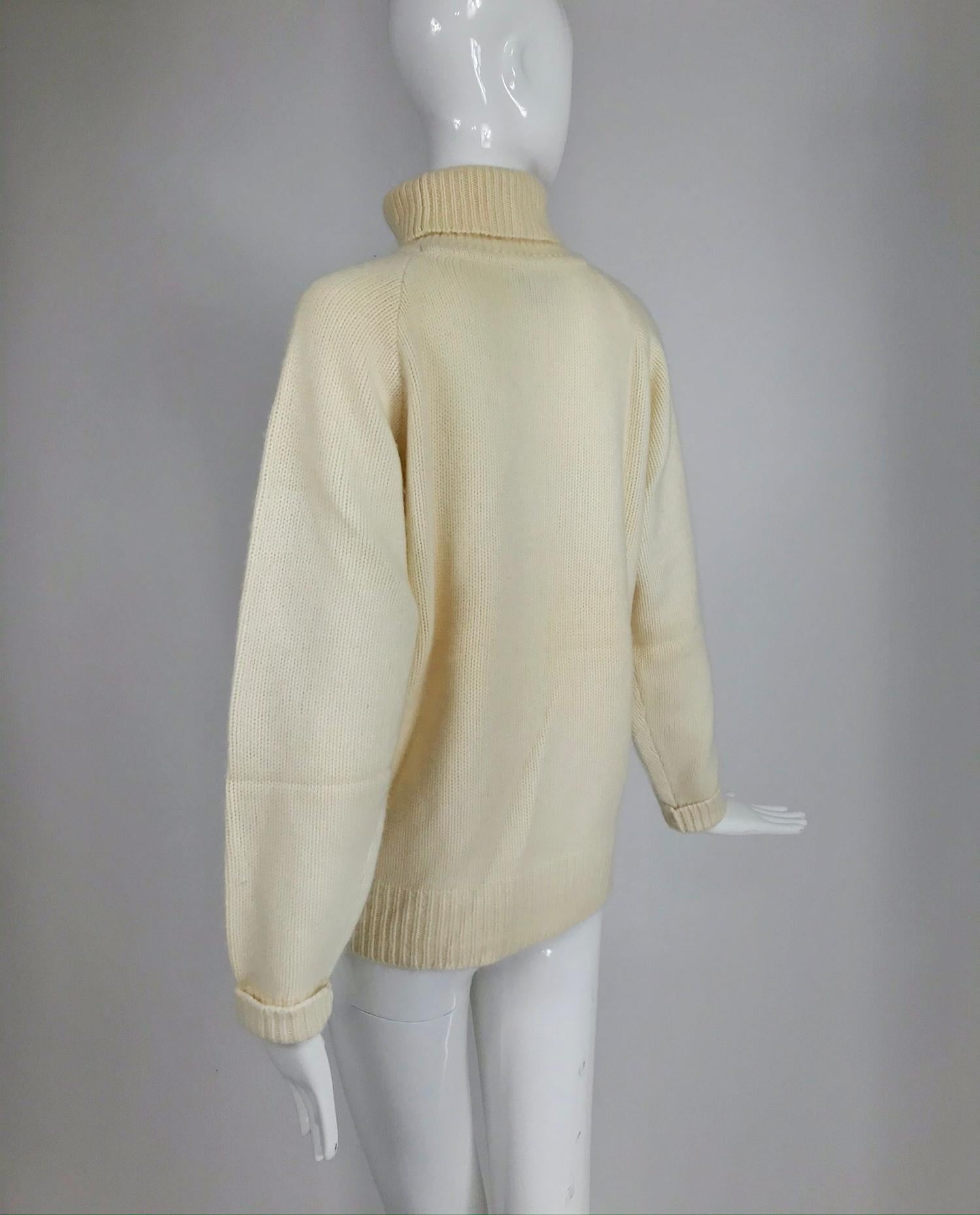 Zoran Off White Chunky Cashmere Turtleneck Sweater 1990s 1