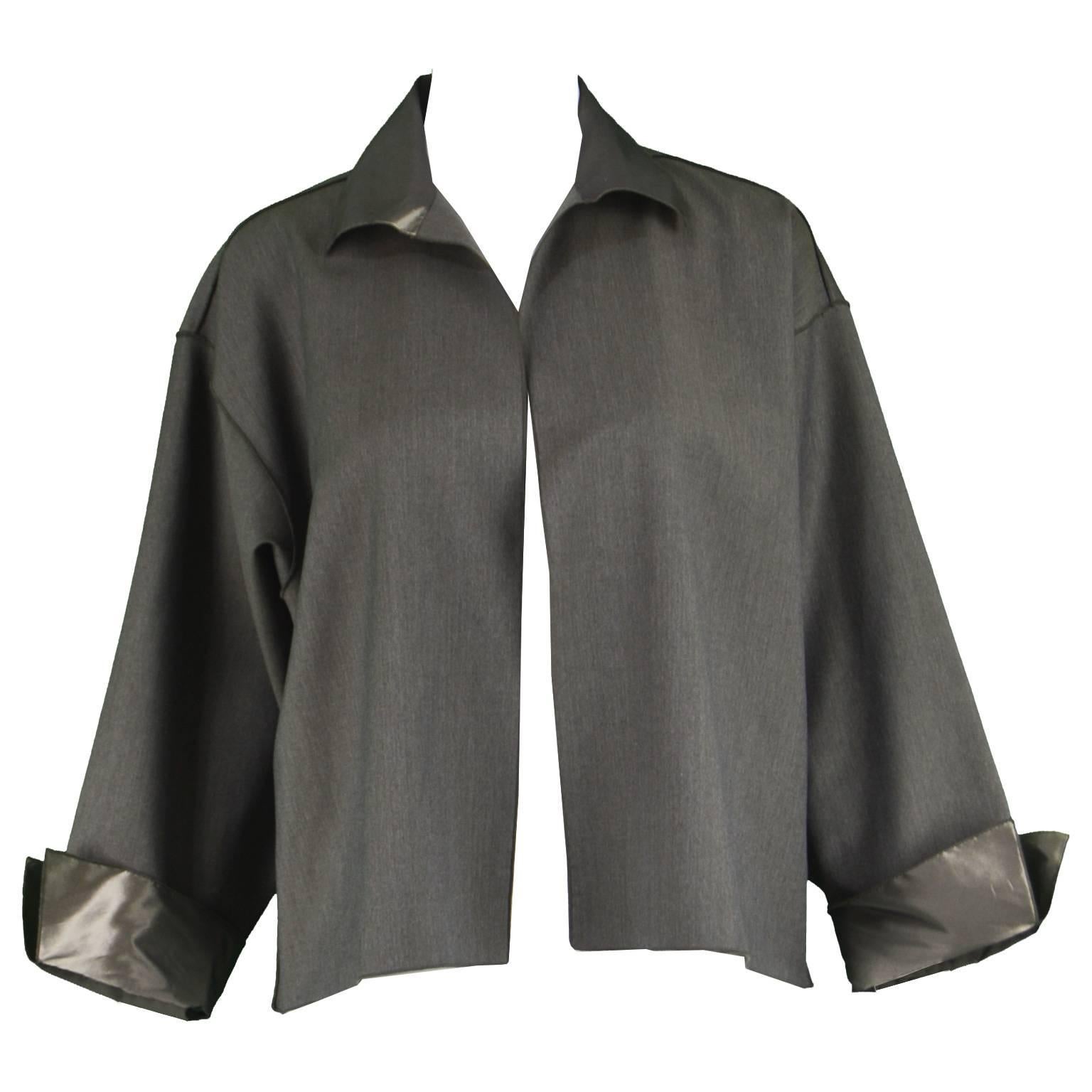 Zoran Vintage 1990s Minimalist Gray Wool & Silk Taffeta Lightweight Jacket