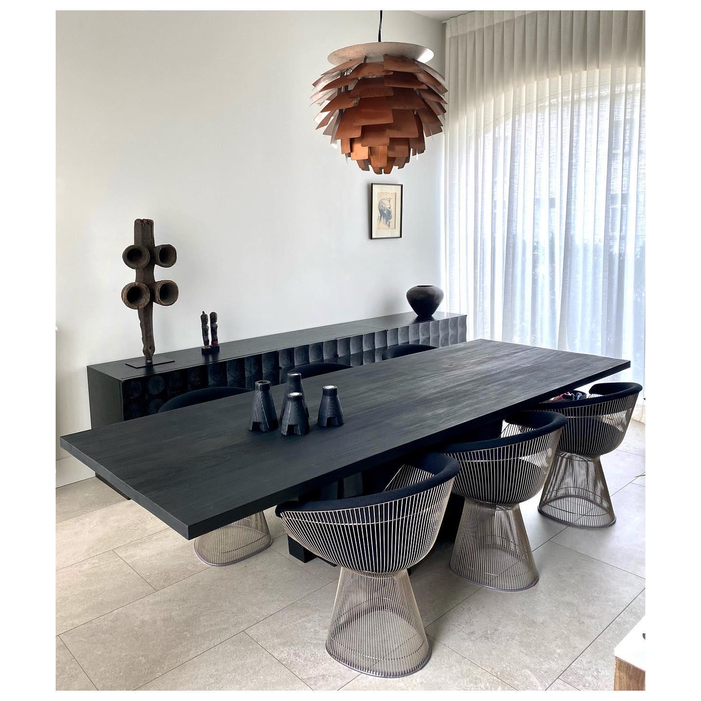 Grande table à base Zoumey d'Arno Declercq en vente 1