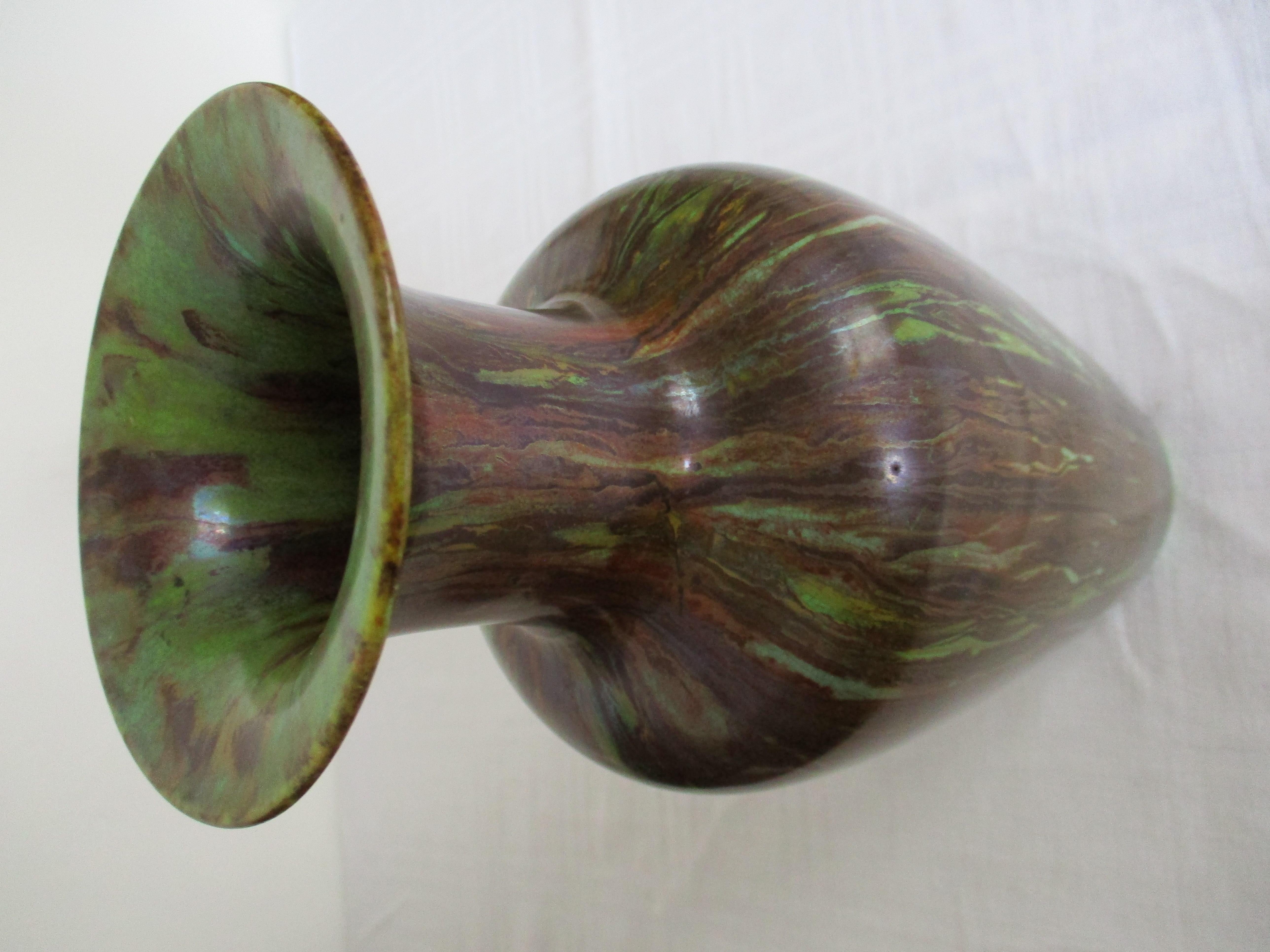 Zsolnay Hungarian Art Nouveau Glazed Vase In Good Condition For Sale In Vienna, AT